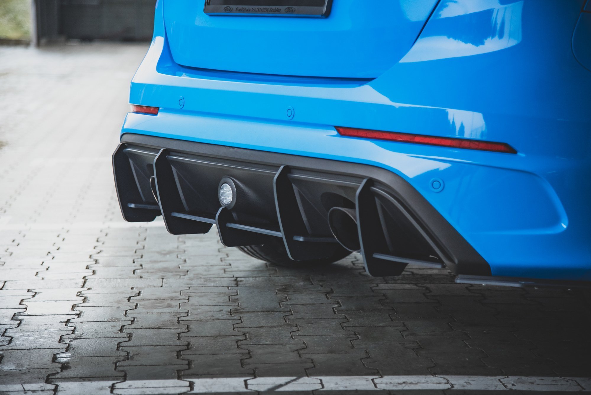 Street Pro Rear Diffuser V.1 Ford Focus RS Mk3 - Image 2