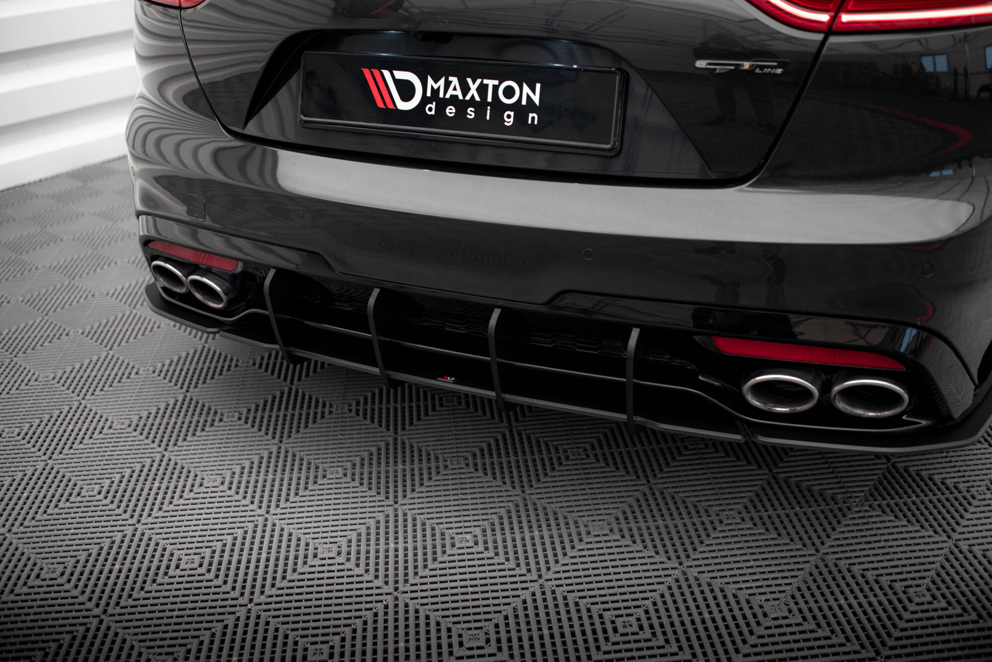 Street Pro Rear Diffuser V.1 Kia Stinger GT / GT-Line Mk1