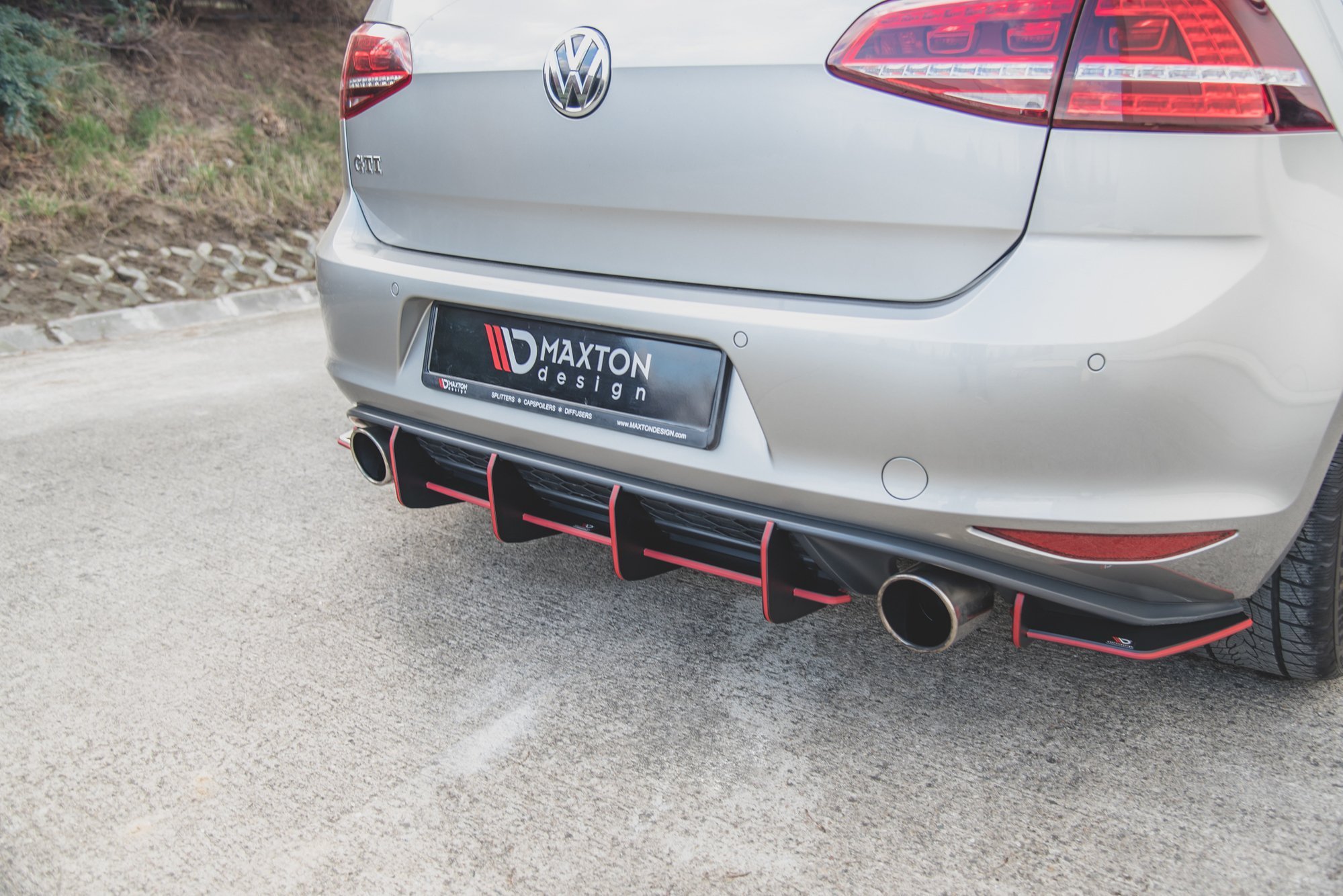 Street Pro Rear Diffuser V.1 VW Golf 7 GTI - Image 11