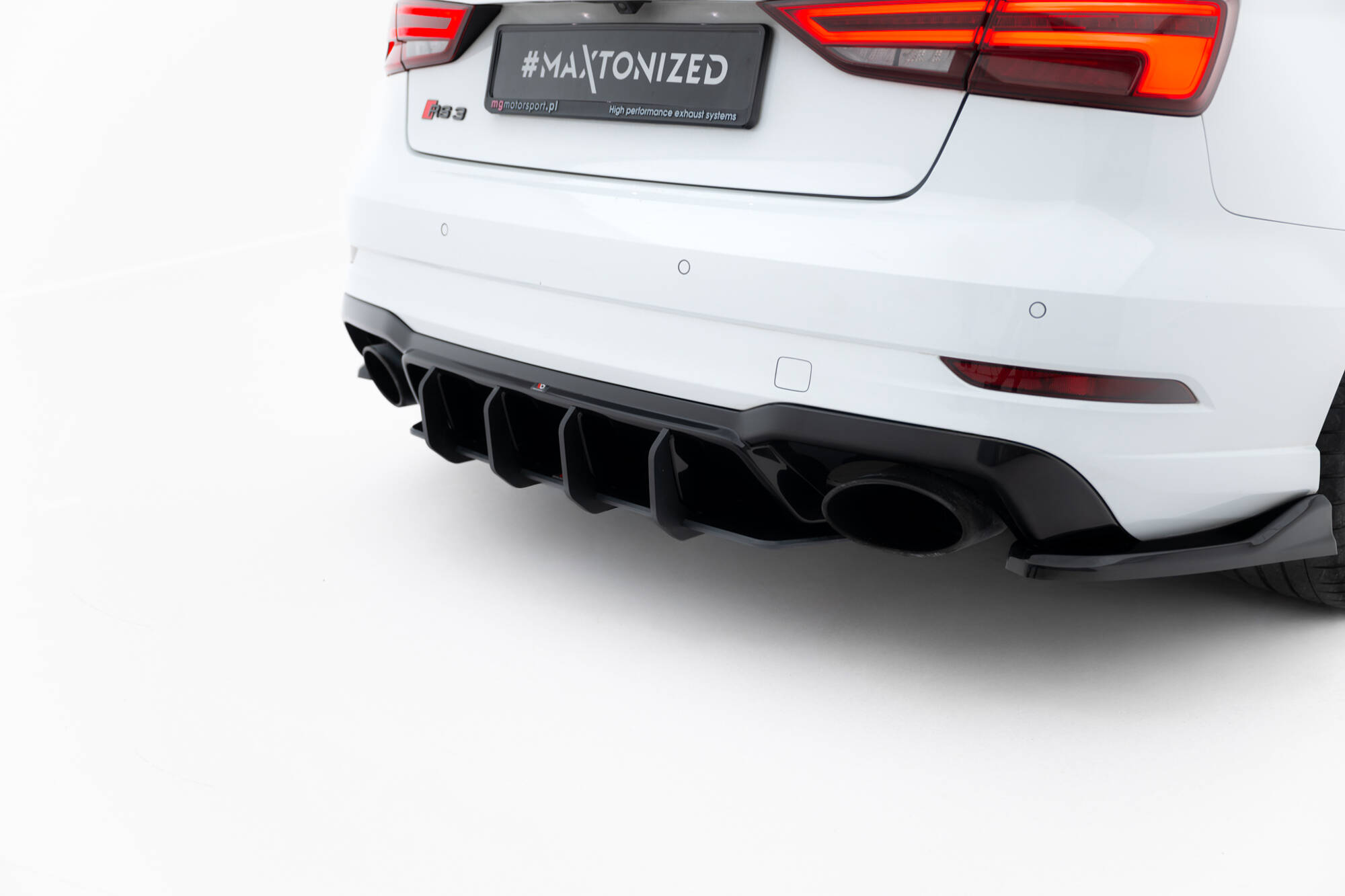 Street Pro Rear Diffuser V.2 Audi RS3 Sedan 8V Facelift - Image 4