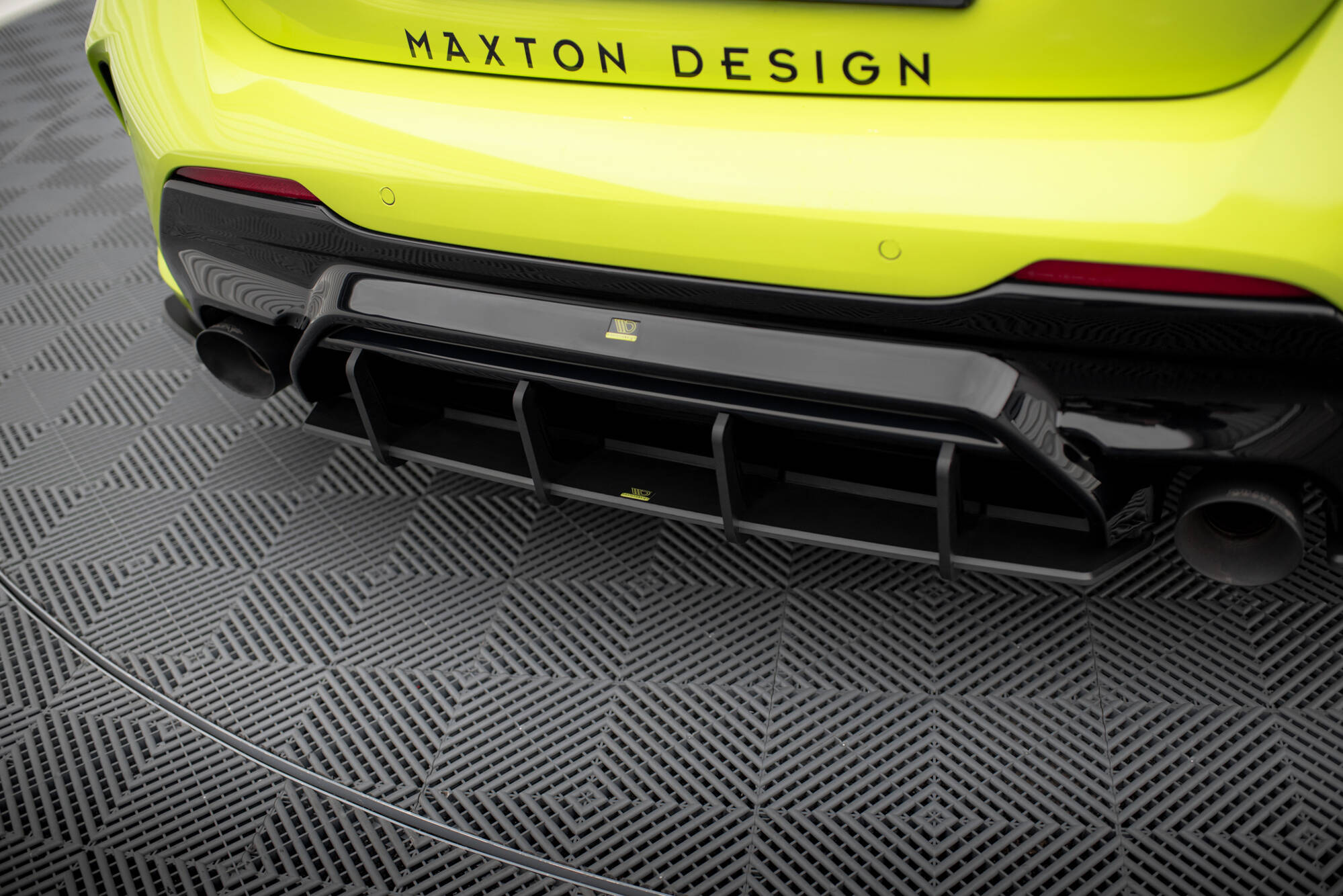 Street Pro Rear Diffuser V.2 BMW 1 F40 M-Pack / M135i