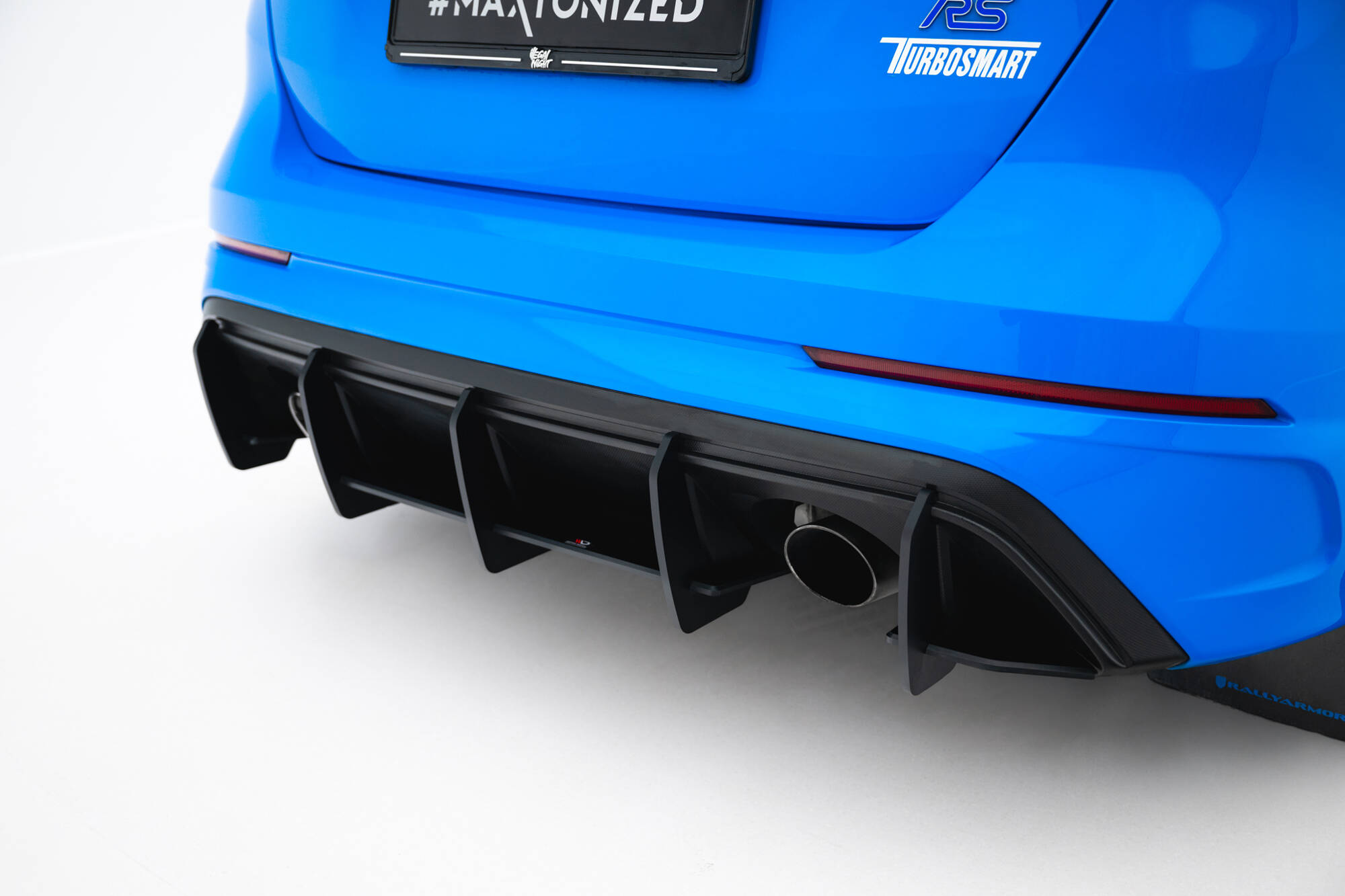 Street Pro Rear Diffuser V.2 Ford Focus RS Mk3 (US-Spec Version) - Image 2