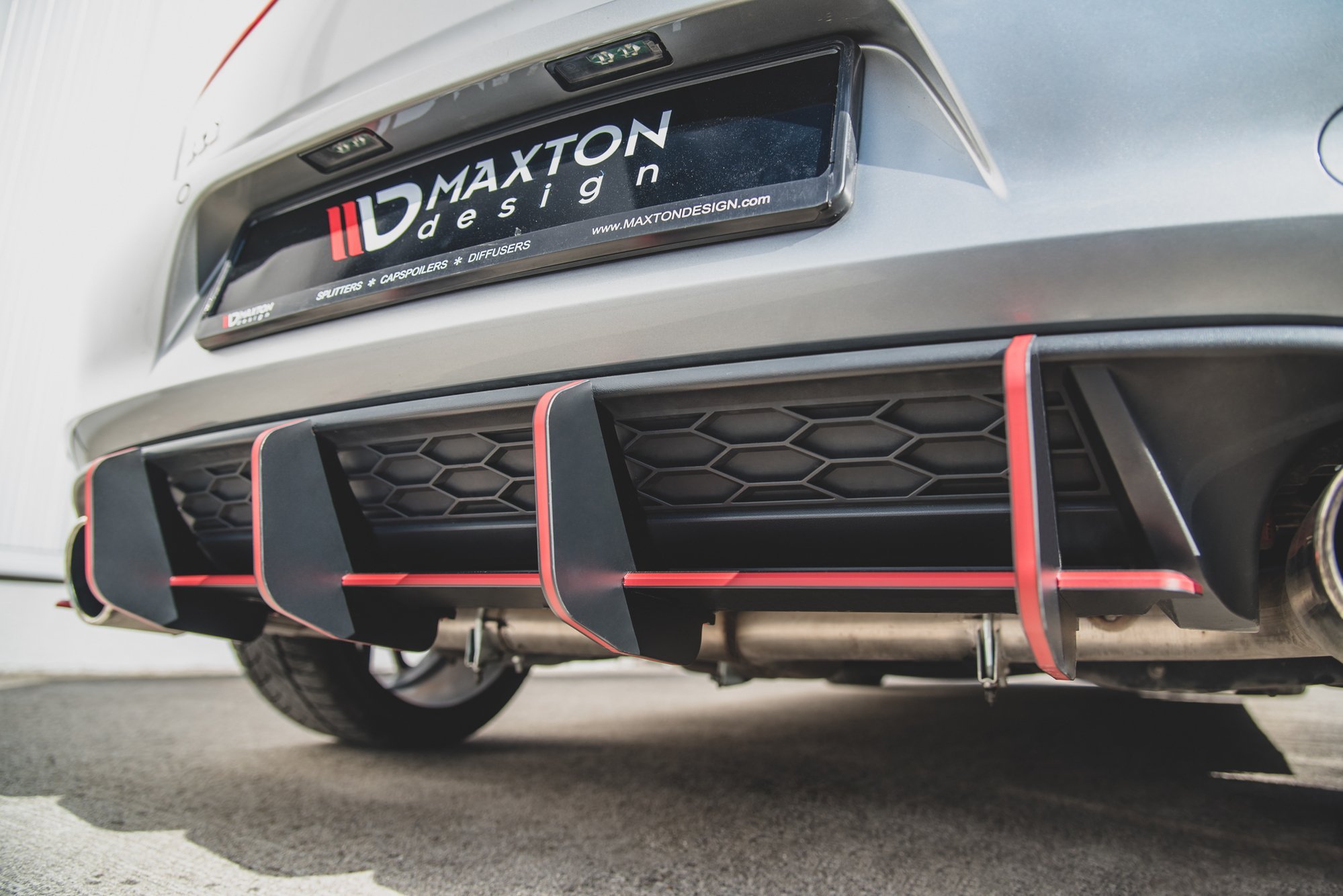 Street Pro Rear Diffuser V.2 VW Golf 7 GTI - Image 10
