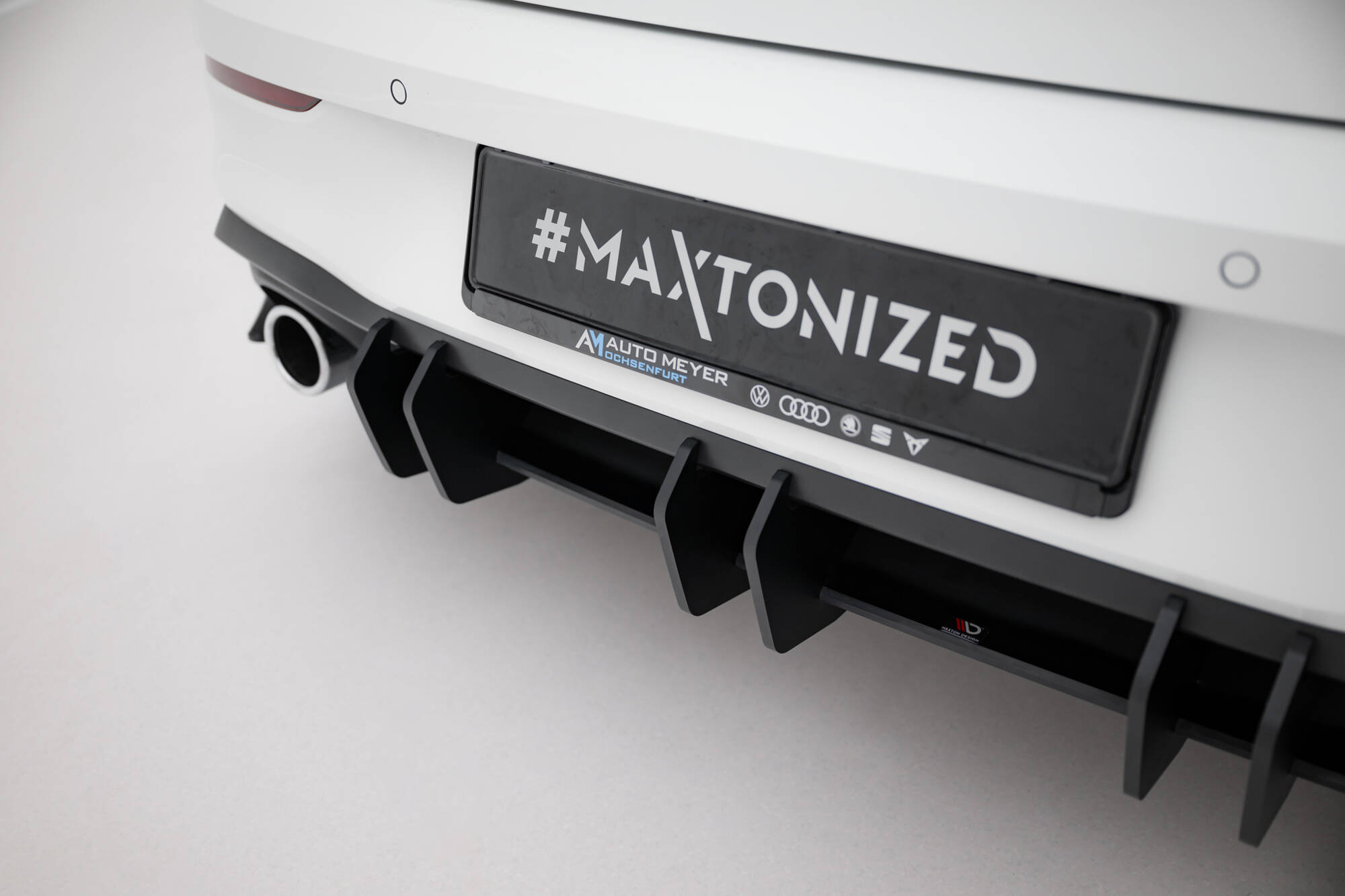Street Pro Rear Diffuser V.2 Volkswagen Golf GTI Mk8 - Image 3
