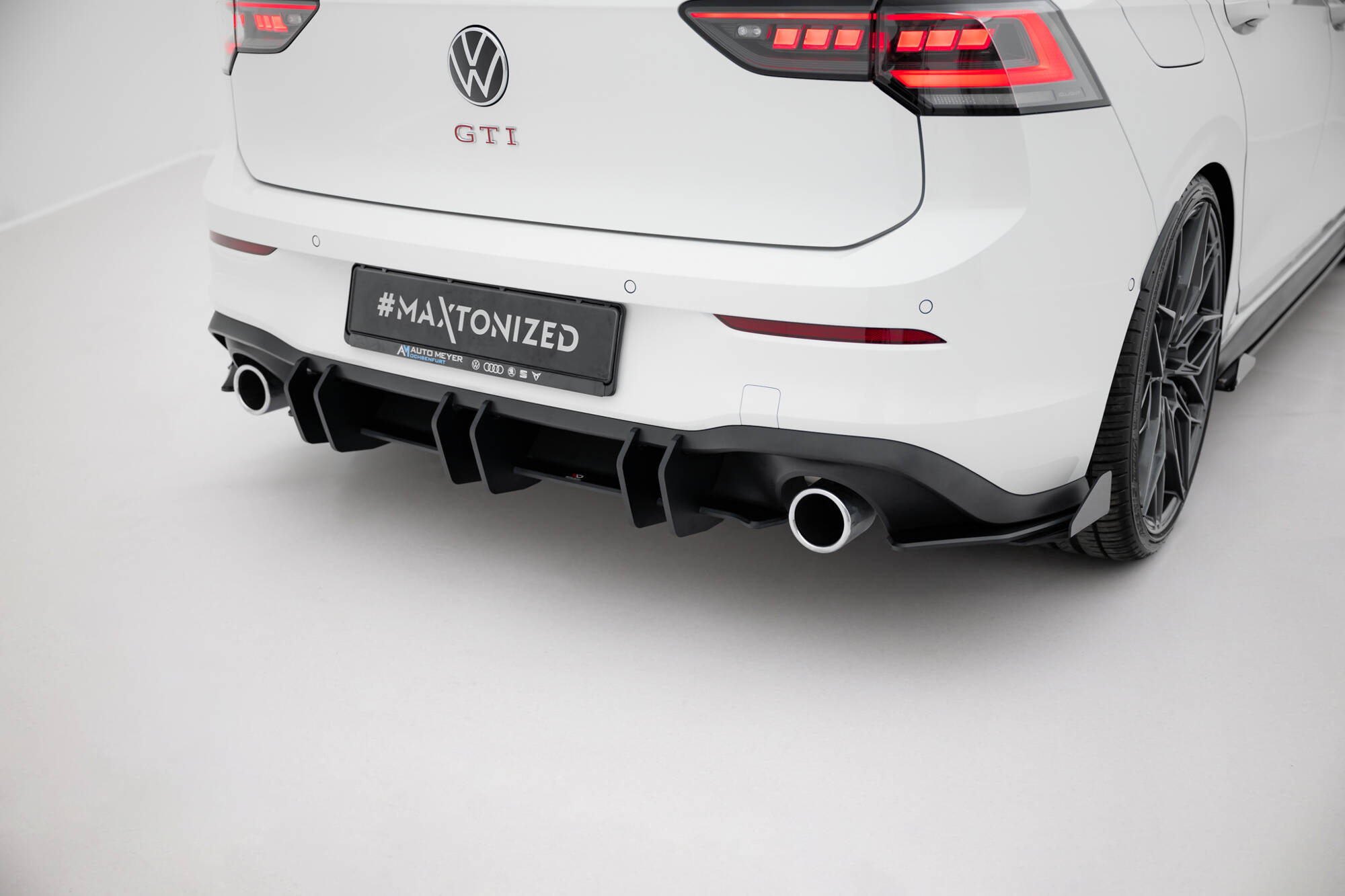 Street Pro Rear Diffuser V.2 Volkswagen Golf GTI Mk8 - Image 2