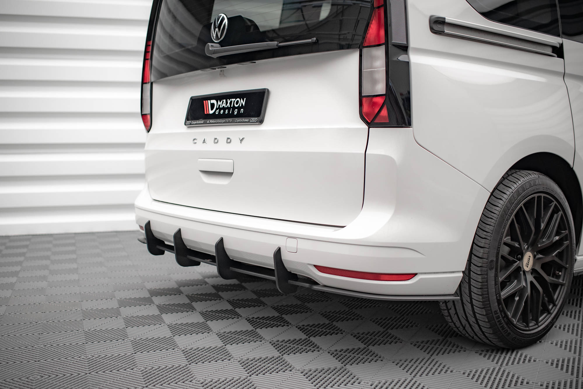 Street Pro Rear Diffuser Volkswagen Caddy Mk5 - Image 2