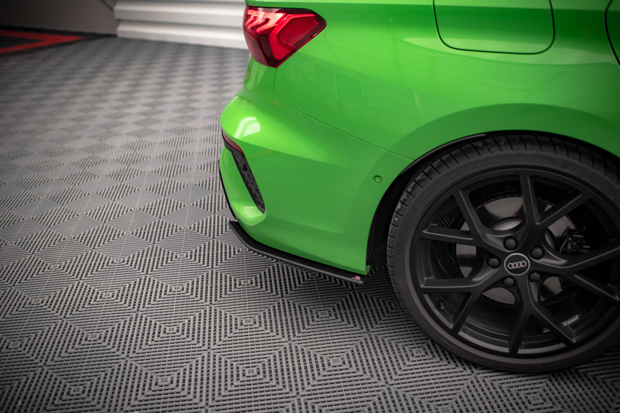Street Pro Rear Side Splitters Audi RS3 Sedan 8Y - Image 3