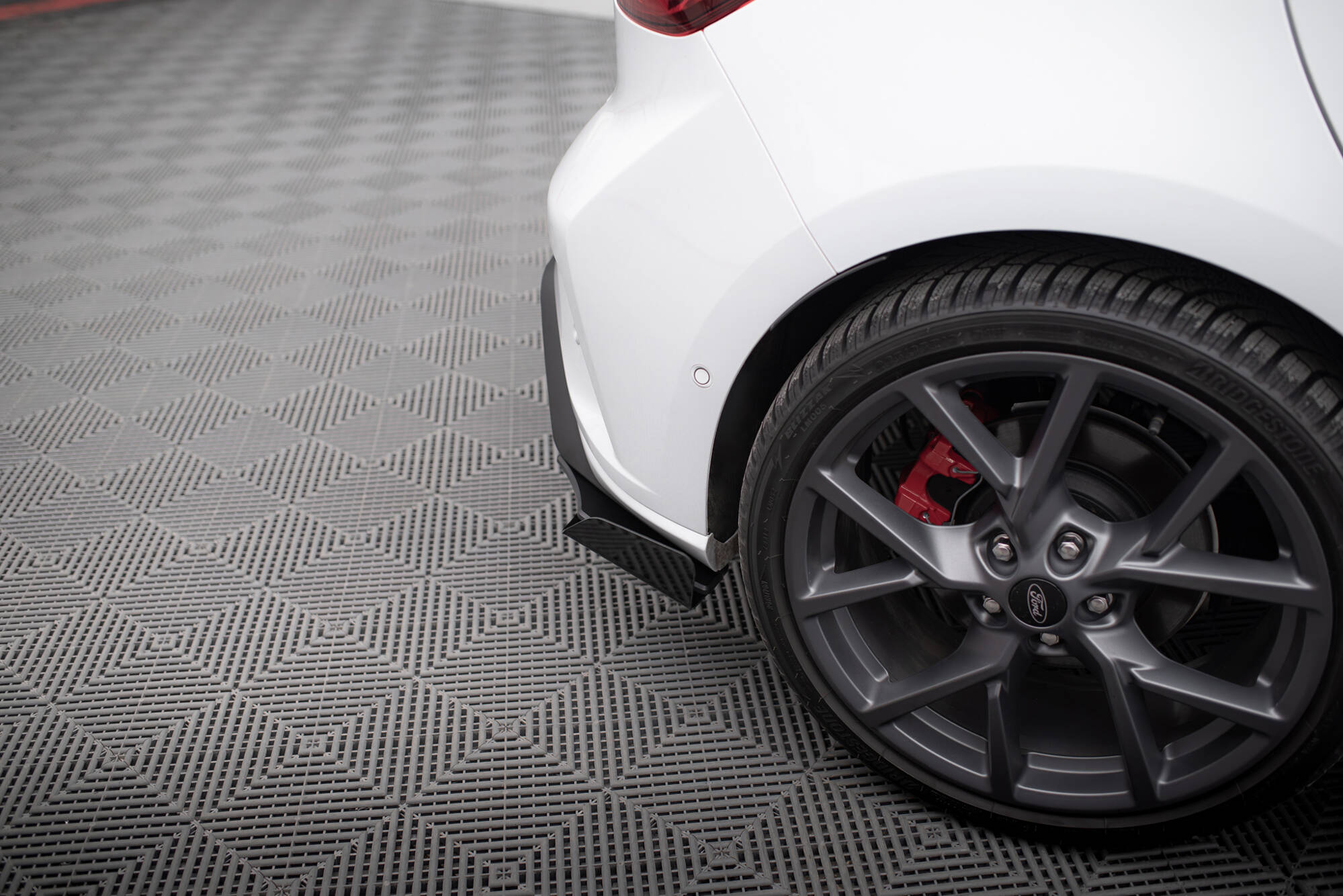 Street Pro Rear Side Splitters + Flaps Ford Focus ST Mk4 - Image 3