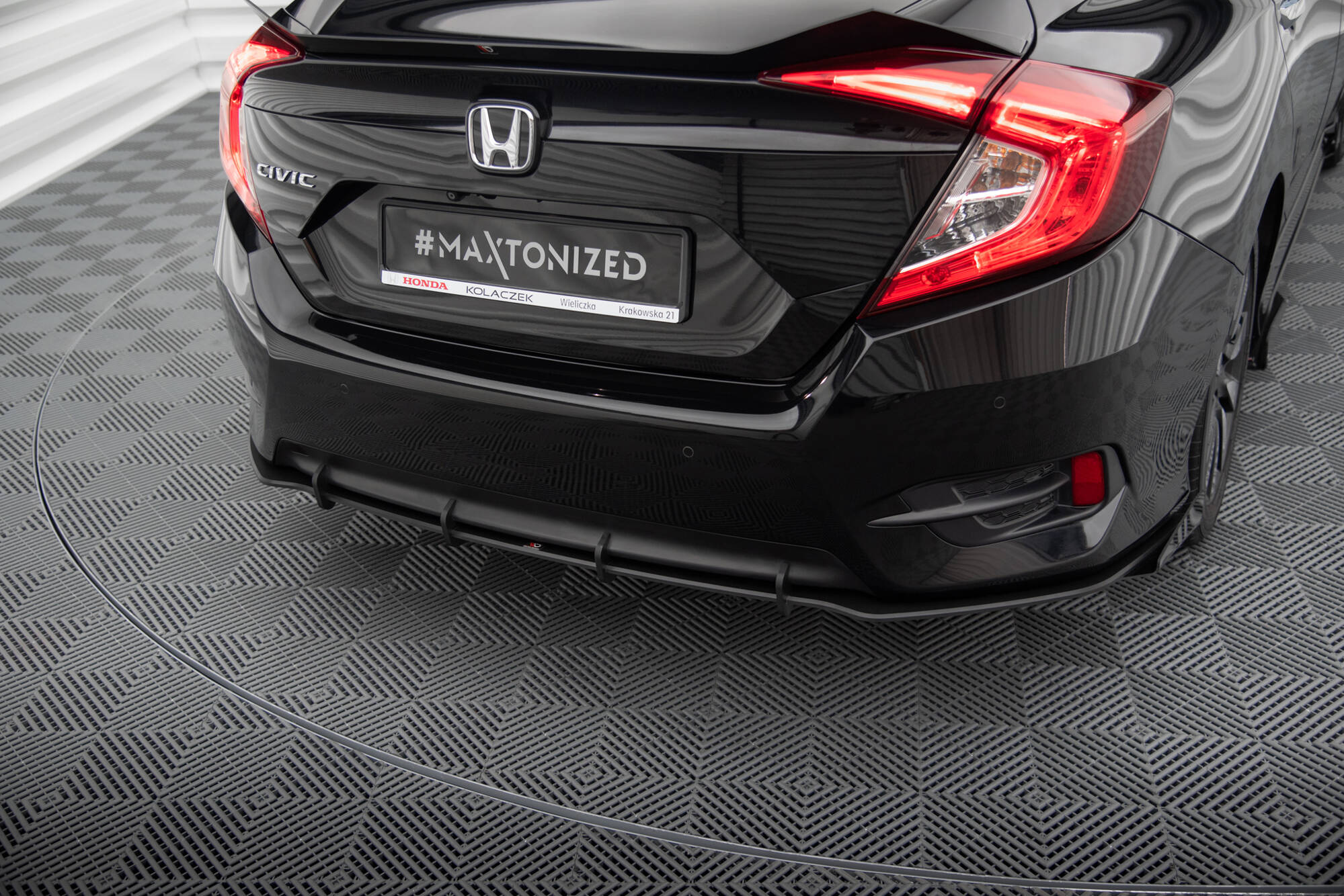 Street Pro Rear Side Splitters + Flaps Honda Civic Mk10 - Image 3
