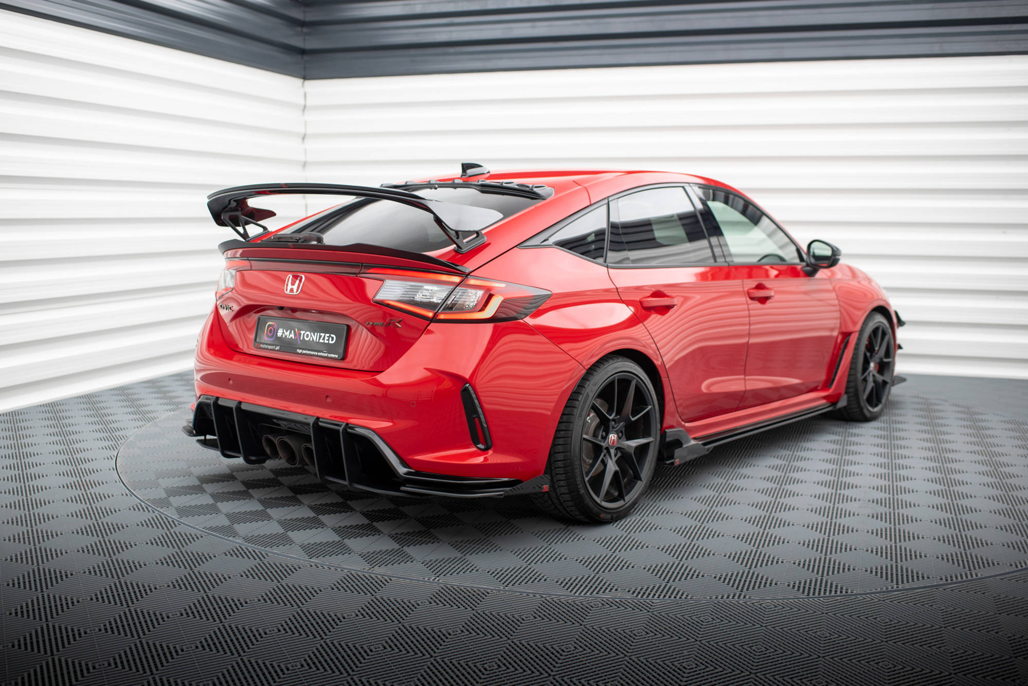 Street Pro Rear Side Splitters + Flaps Honda Civic Type-R Mk 11 - Image 2