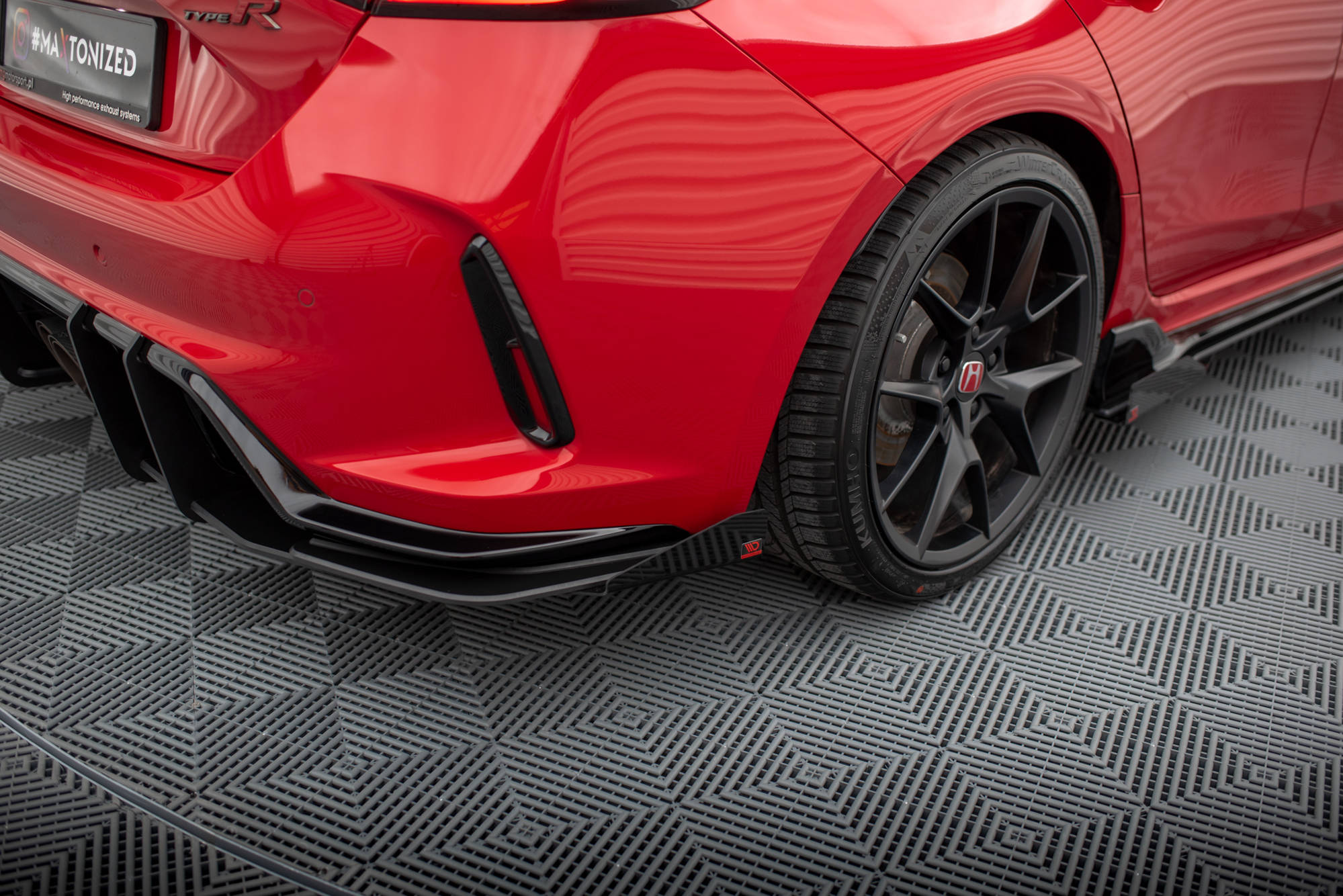 Street Pro Rear Side Splitters + Flaps Honda Civic Type-R Mk 11 - Image 4