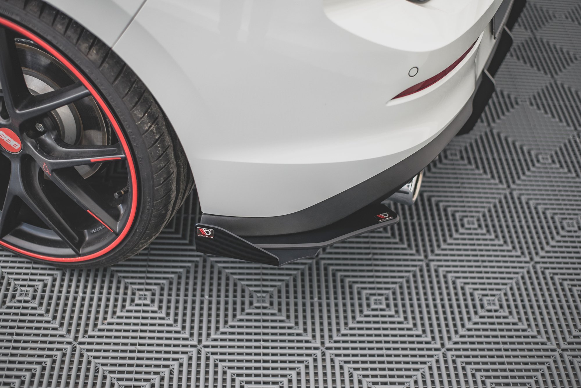 Street Pro Rear Side Splitters + Flaps Volkswagen Golf GTI / GTE / R-Line Mk8 - Image 4