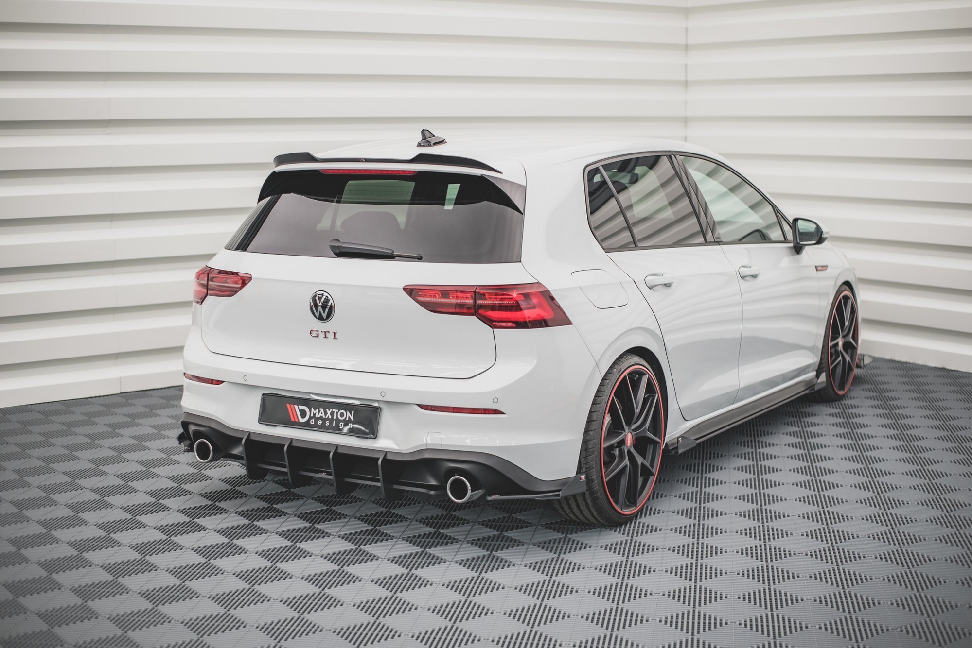 Street Pro Rear Side Splitters + Flaps Volkswagen Golf GTI / GTE / R-Line Mk8 - Image 6
