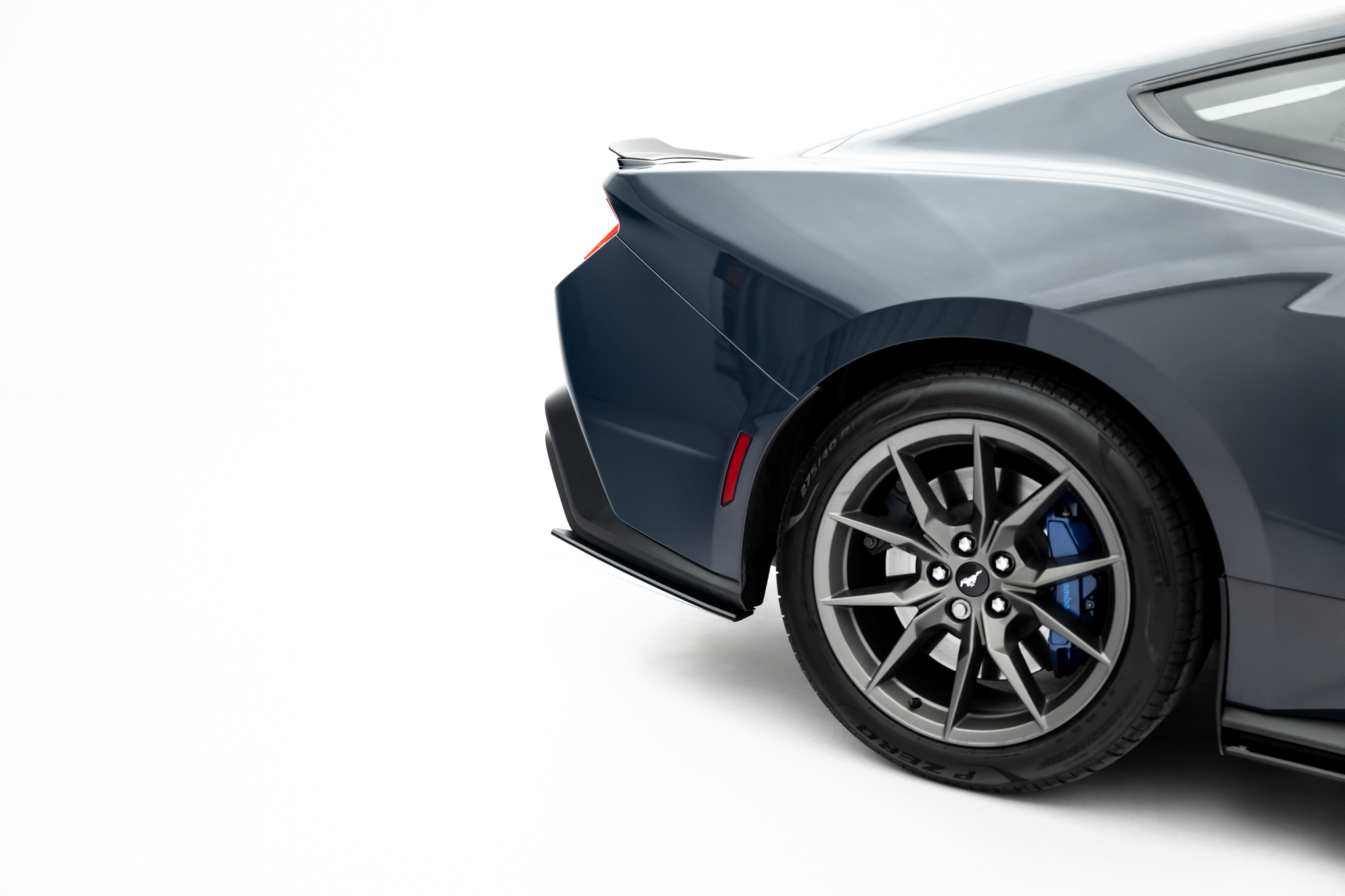 Street Pro Rear Side Splitters Ford Mustang Dark Horse Mk7 - Image 2