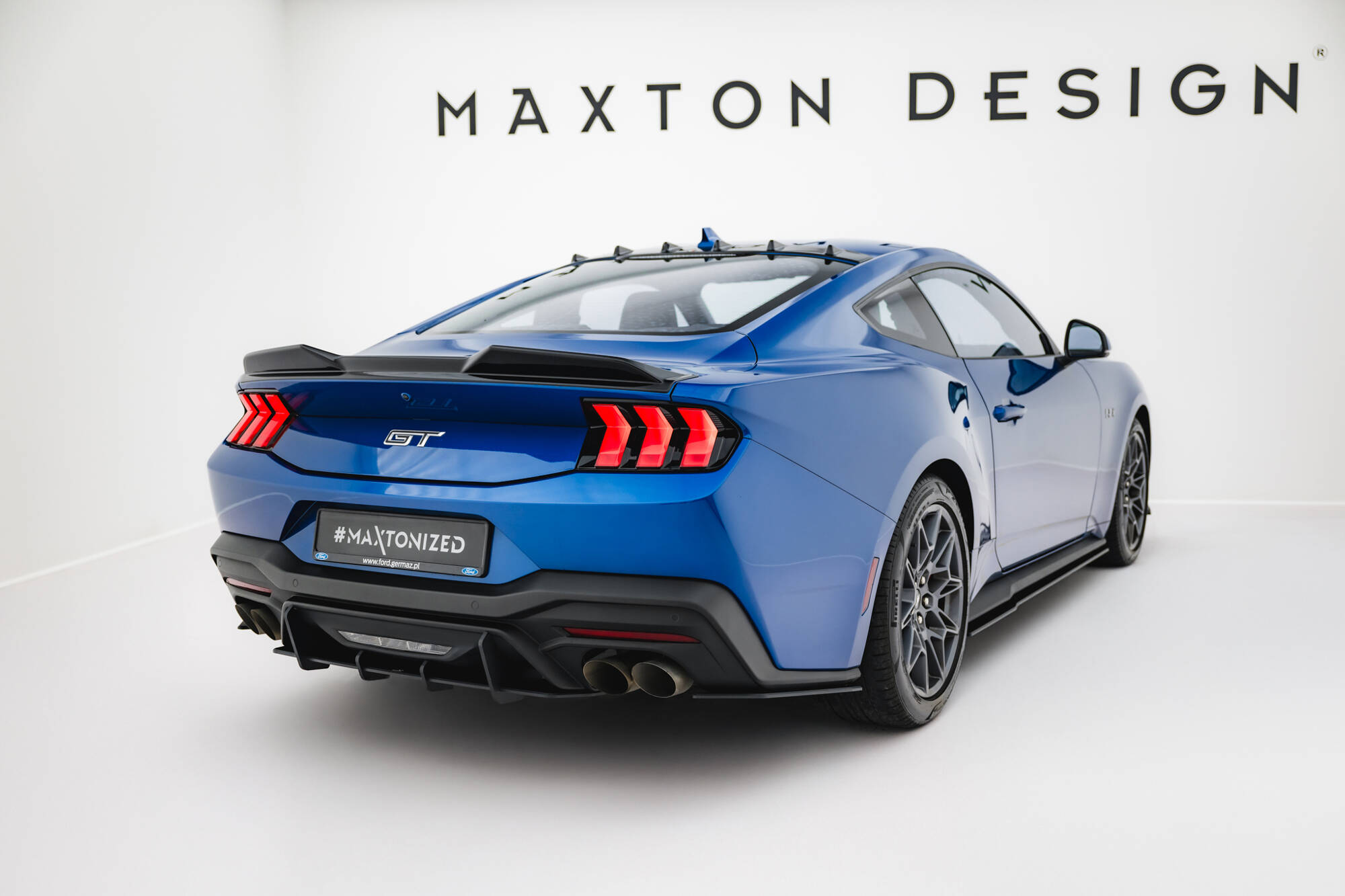 Street Pro Rear Side Splitters Ford Mustang GT Mk7 - Image 2
