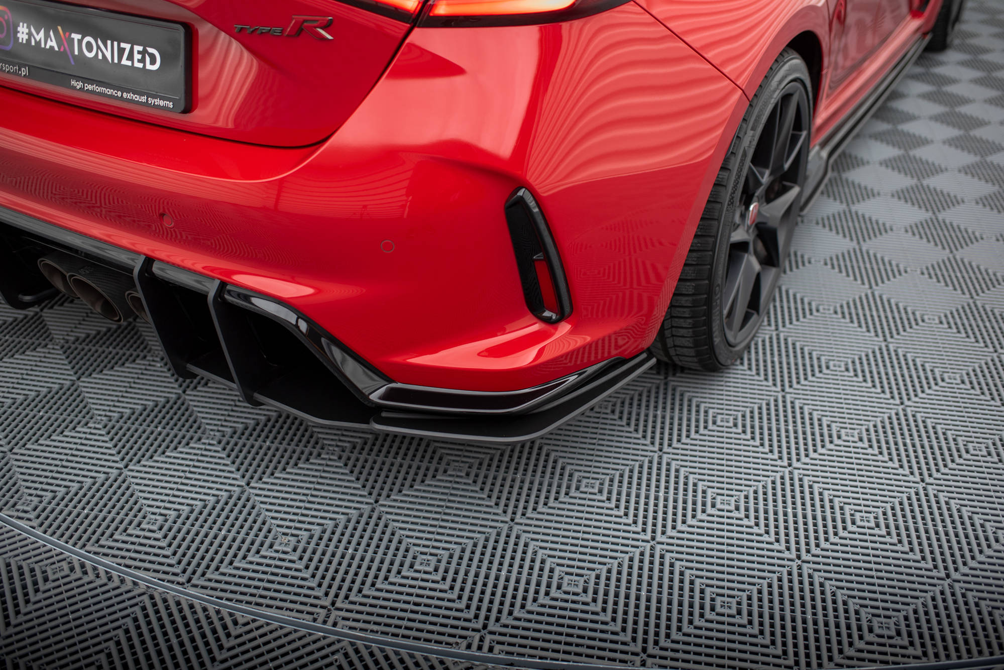 Street Pro Rear Side Splitters Honda Civic Type-R Mk 11 - Image 4