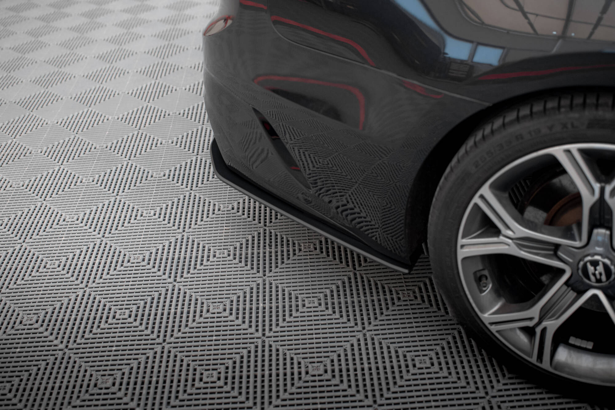 Street Pro Rear Side Splitters Kia Stinger GT / GT-Line Mk1 - Image 2