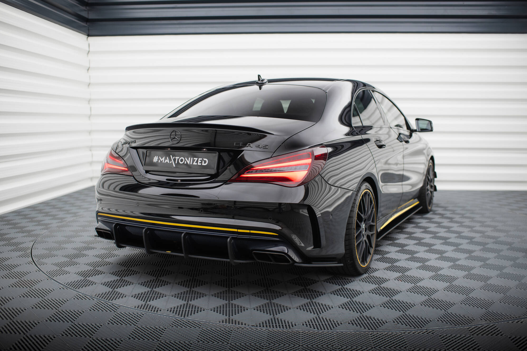 Street Pro Rear Side Splitters Mercedes-AMG CLA 45 C117 Facelift - Image 3