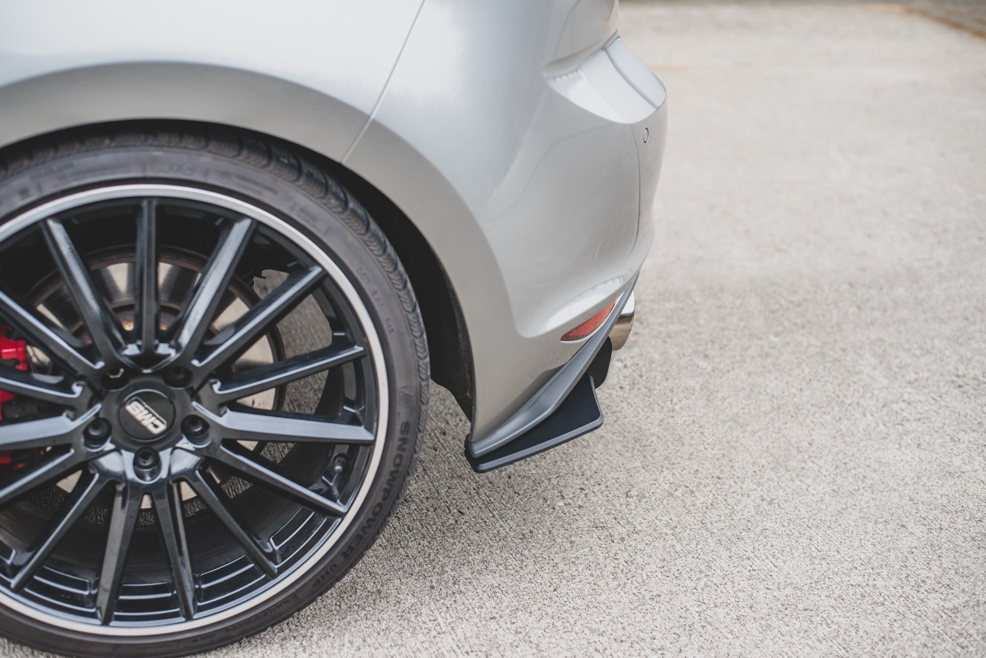 Street Pro Rear Side Splitters V.1 VW Golf 7 GTI - Image 4