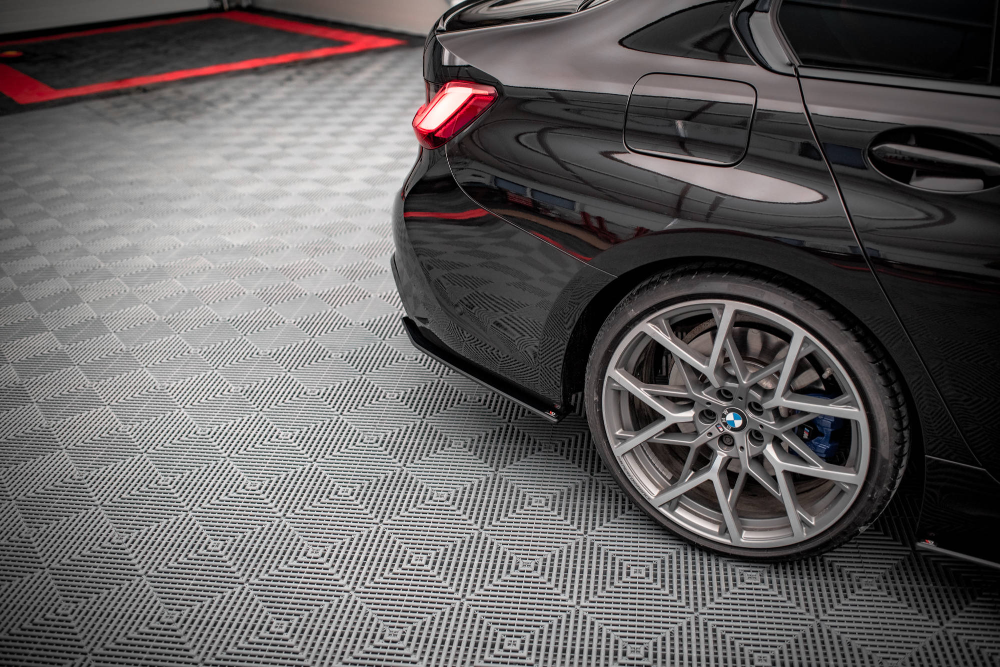 Street Pro Rear Side Splitters V.2 BMW M340i / M-Pack G20 / G21 - Image 3