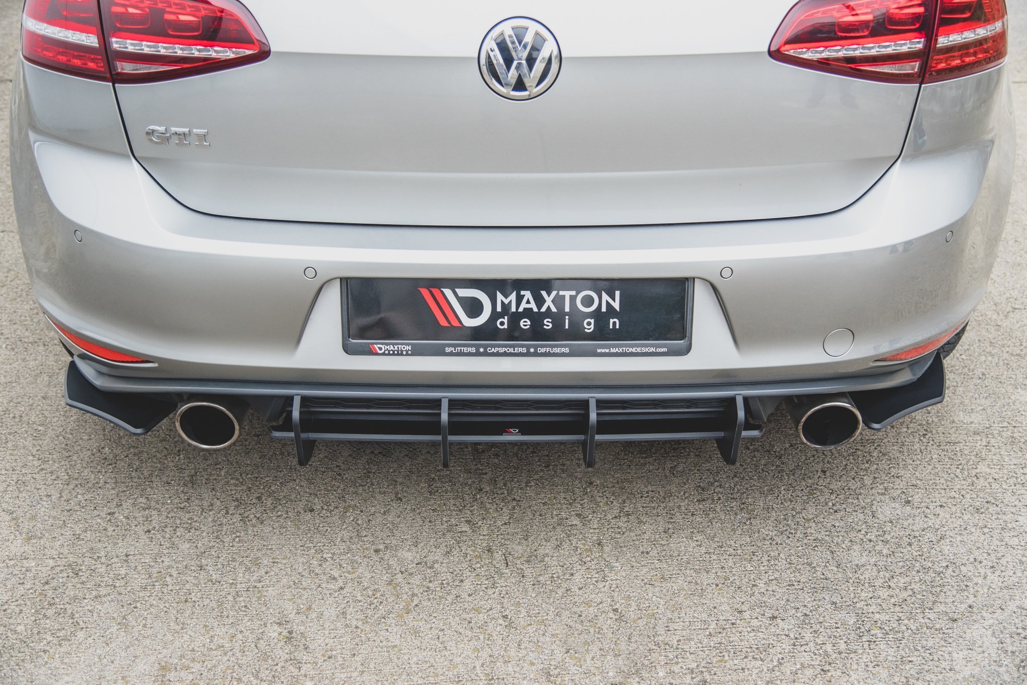 Street Pro Rear Side Splitters V.2 VW Golf 7 GTI - Image 2