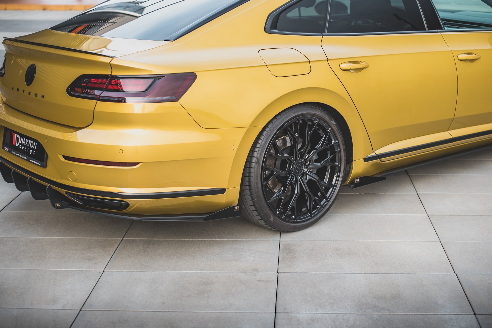 Street Pro Rear Valance + Flaps Volkswagen Arteon R-Line - Image 3