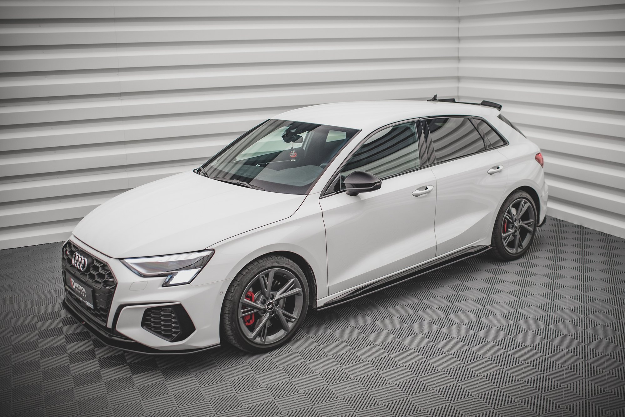 Street Pro Side Skirts Diffusers Audi S3 / A3 S-Line 8Y / 8Y Facelift - Image 3