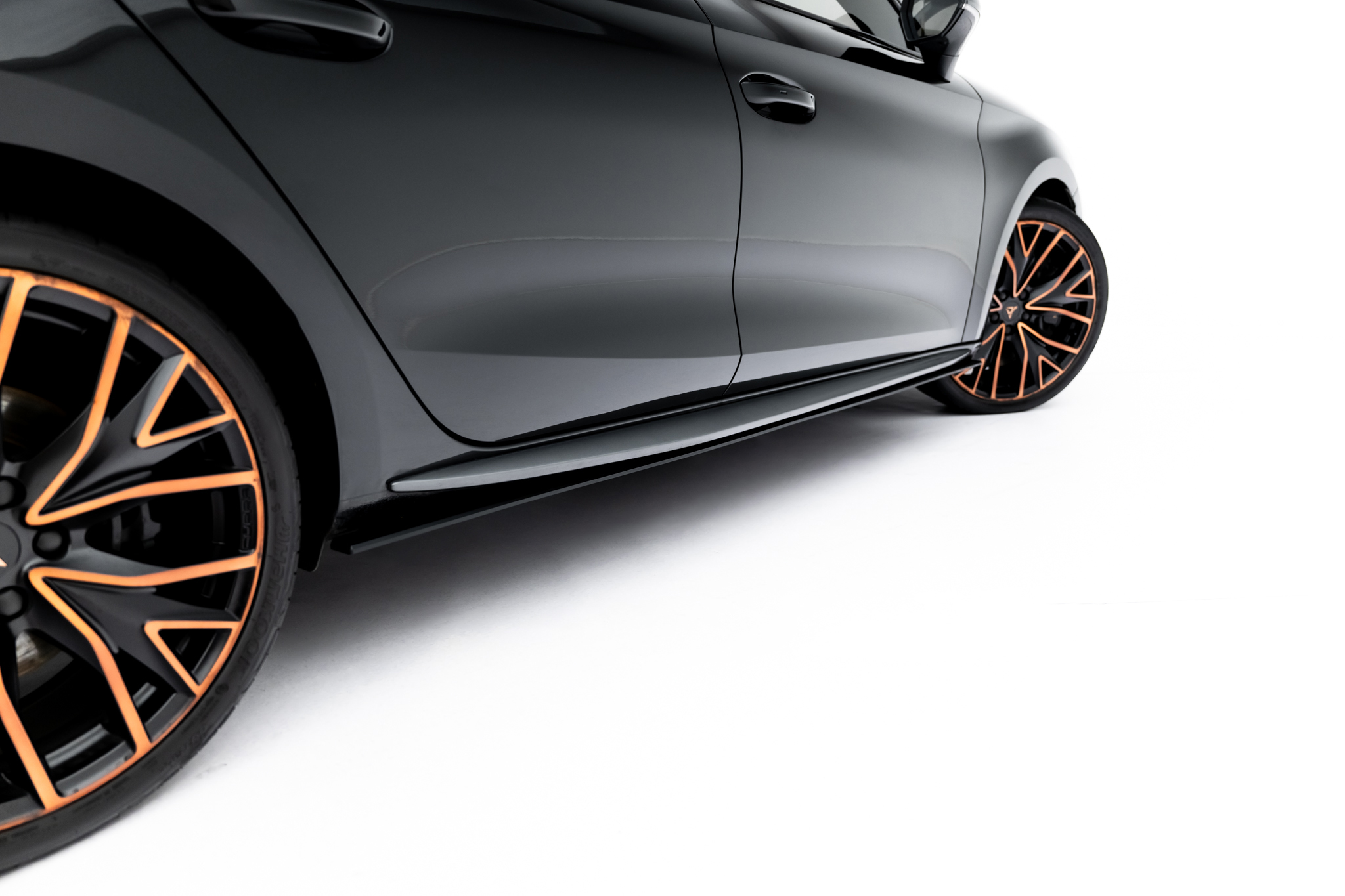 Street Pro Side Skirts Diffusers Cupra Leon ST / Hatchback Aero Mk1 / Mk1 Facelift - Image 3