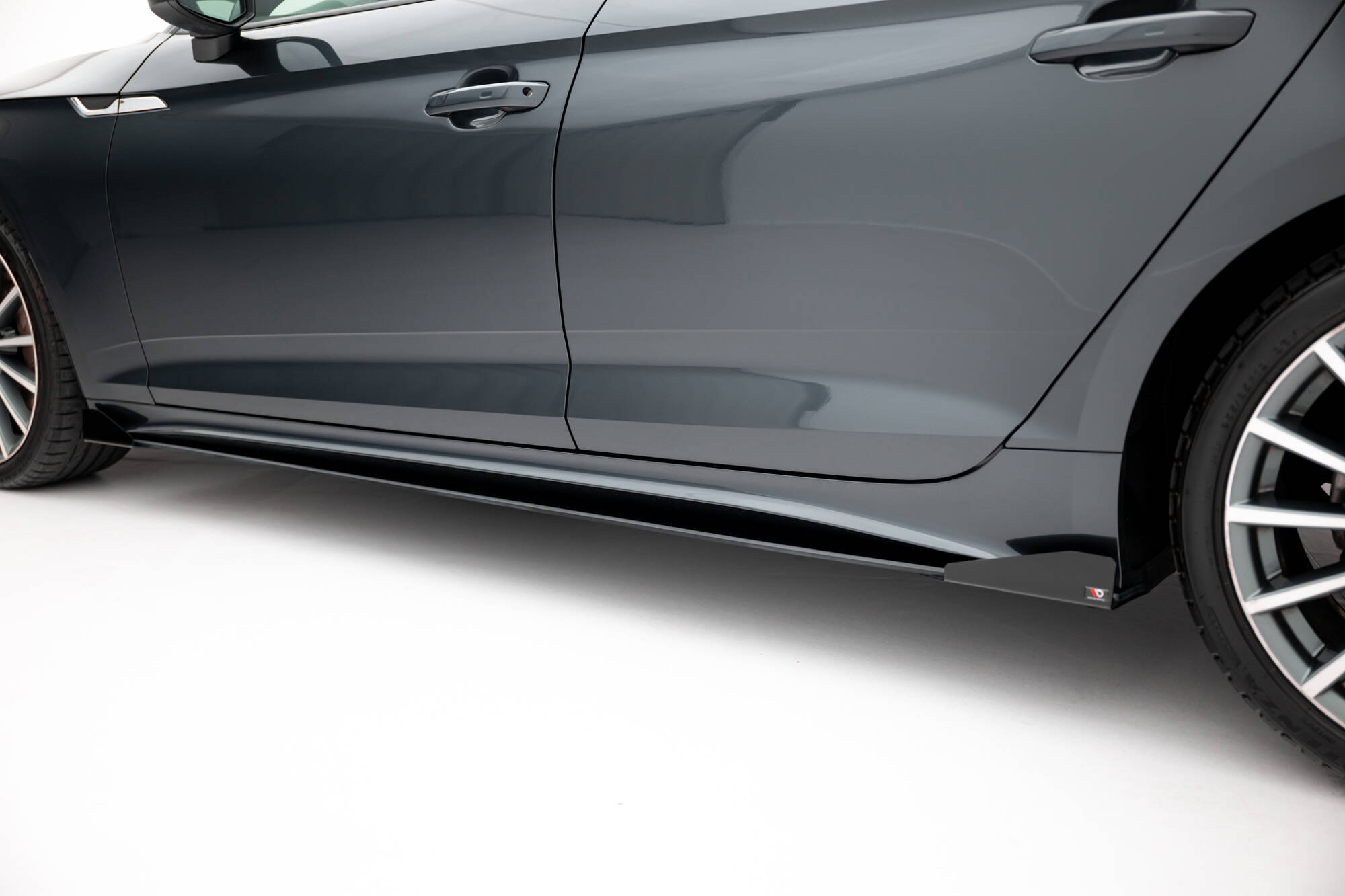 Street Pro Side Skirts Diffusers + Flaps Audi A5 Sportback F5 Facelift - Image 3