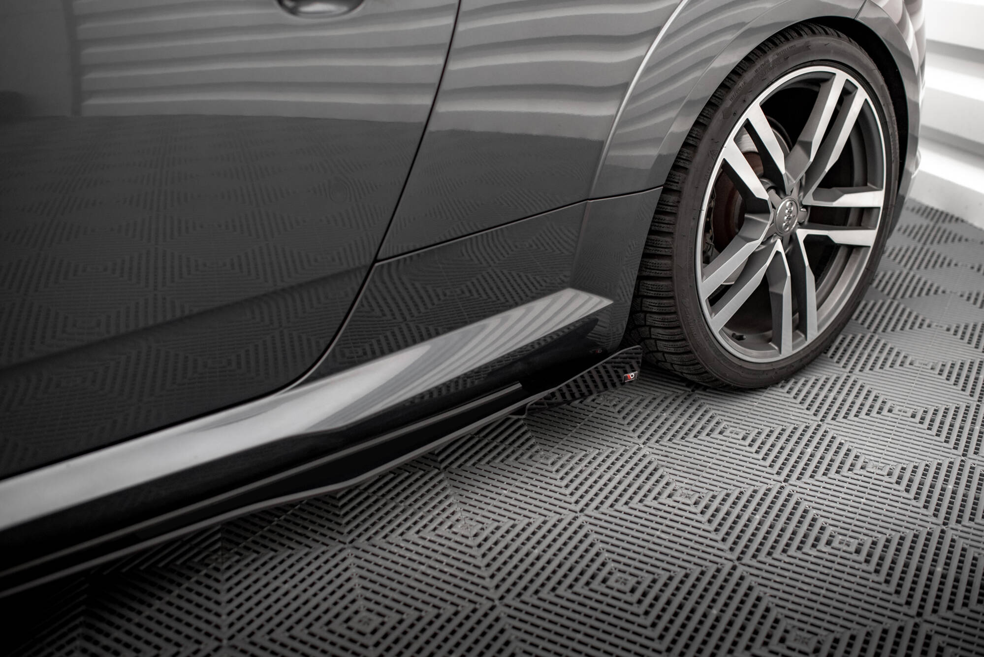 Street Pro Side Skirts Diffusers + Flaps Audi TT S / S-Line 8S - Image 2