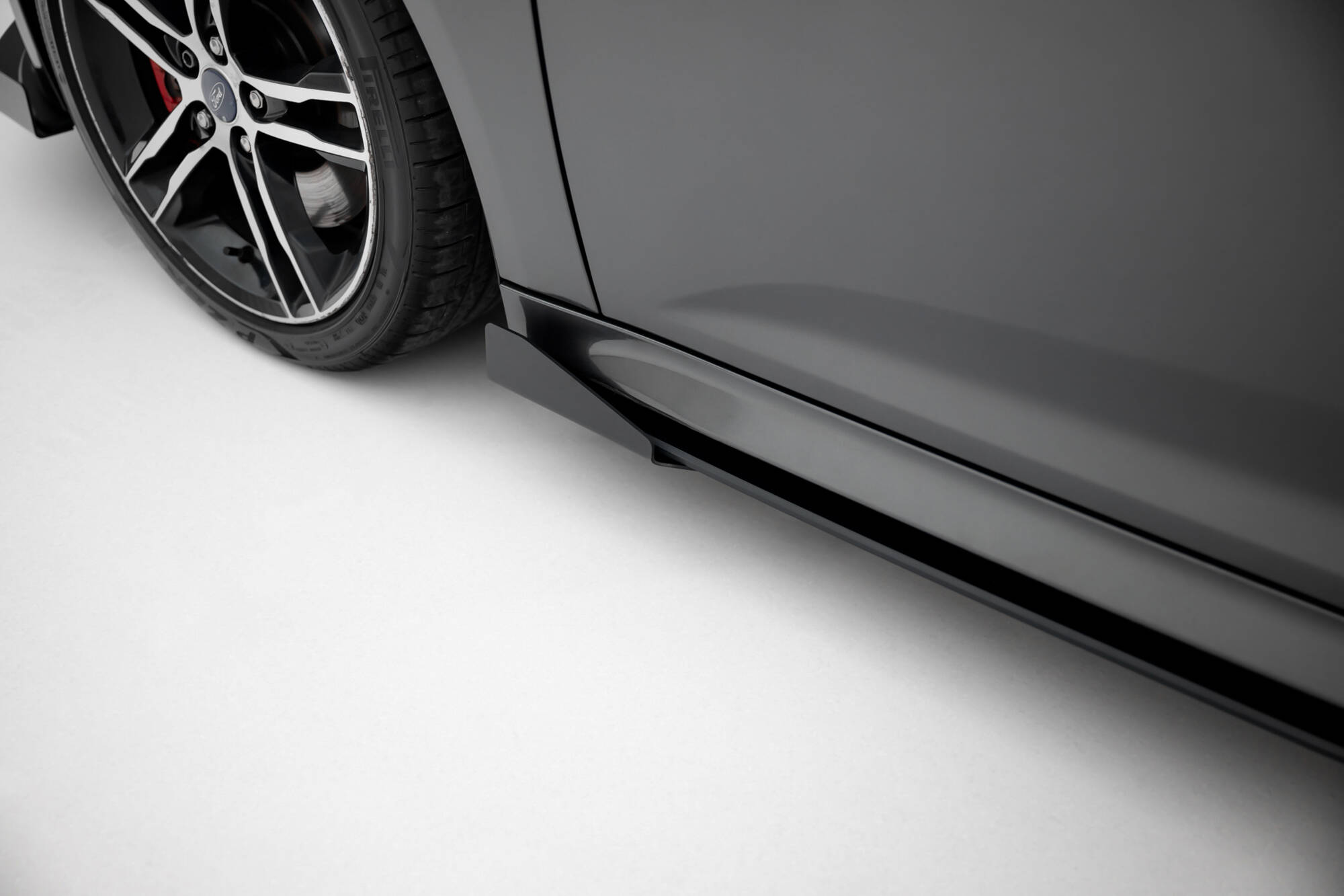 Street Pro Side Skirts Diffusers + Flaps Ford Focus ST Mk3 Facelift - Image 3
