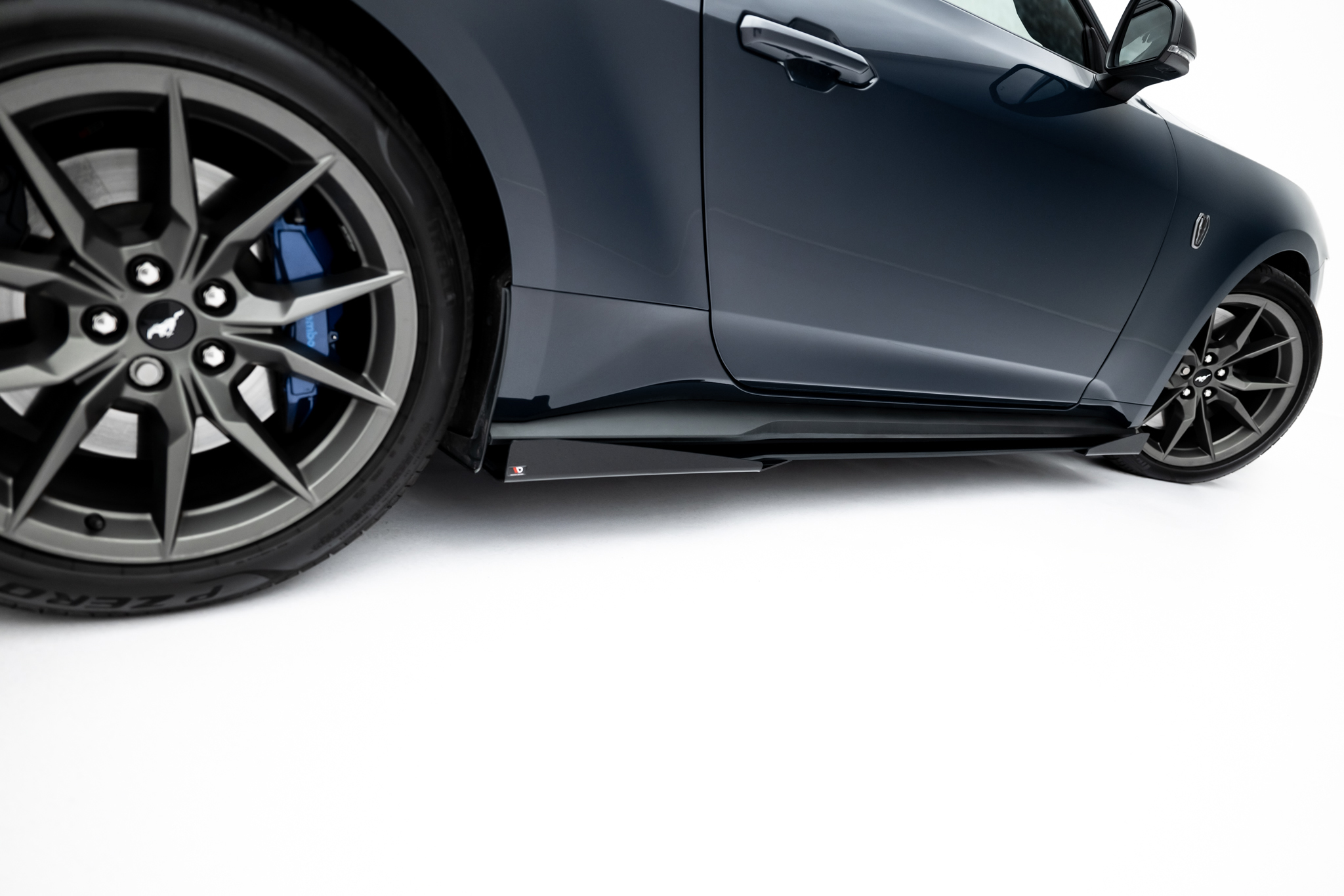 Street Pro Side Skirts Diffusers + Flaps Ford Mustang Dark Horse Mk7 - Image 4
