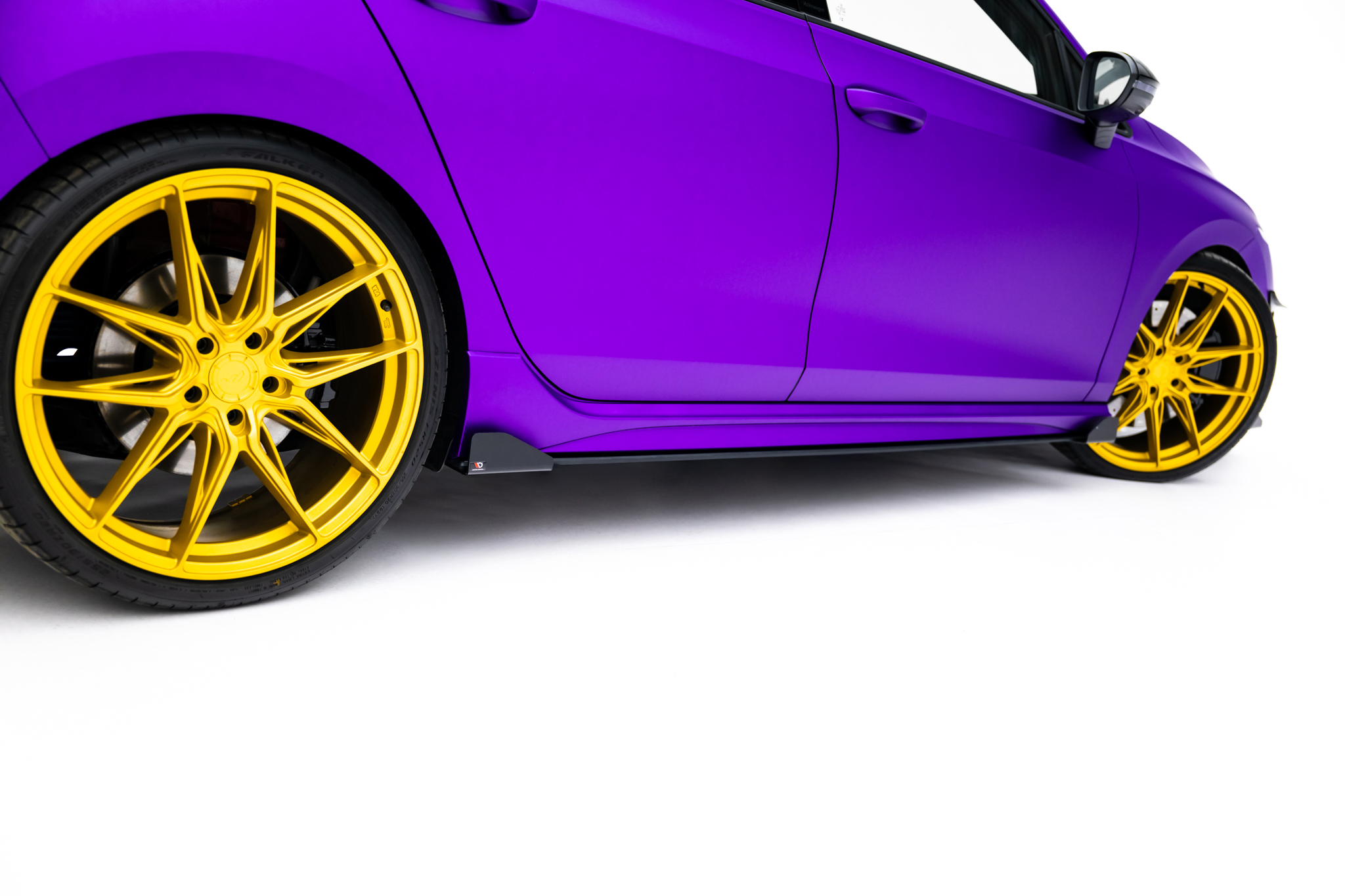 Street Pro Side Skirts Diffusers + Flaps Volkswagen Golf R Mk8 / Mk8 Facelift - Image 3