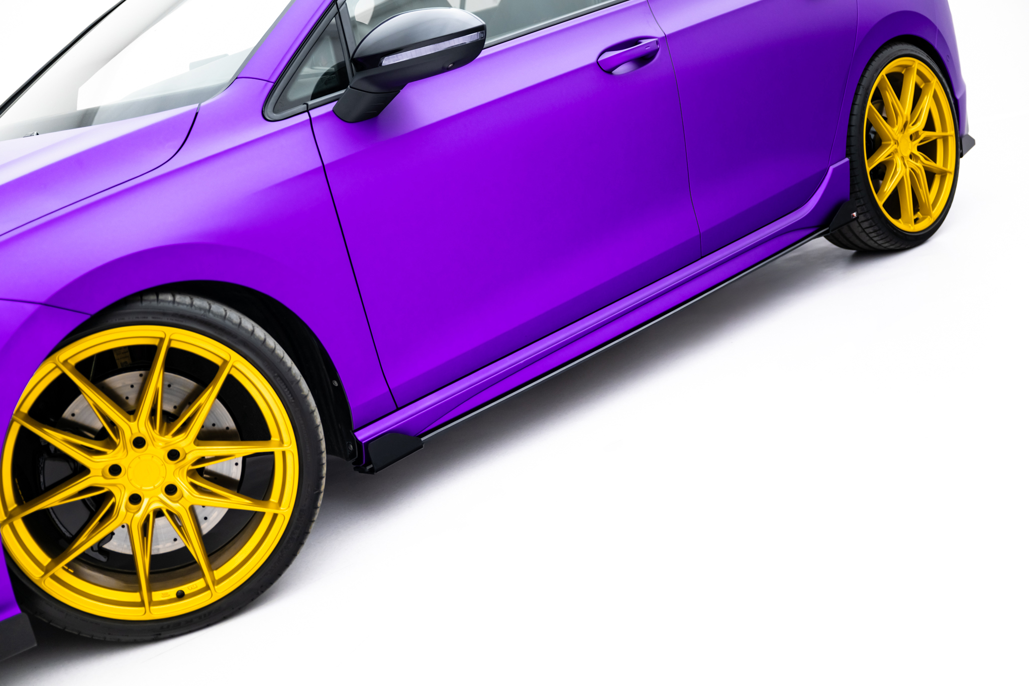 Street Pro Side Skirts Diffusers + Flaps Volkswagen Golf R Mk8 / Mk8 Facelift - Image 2
