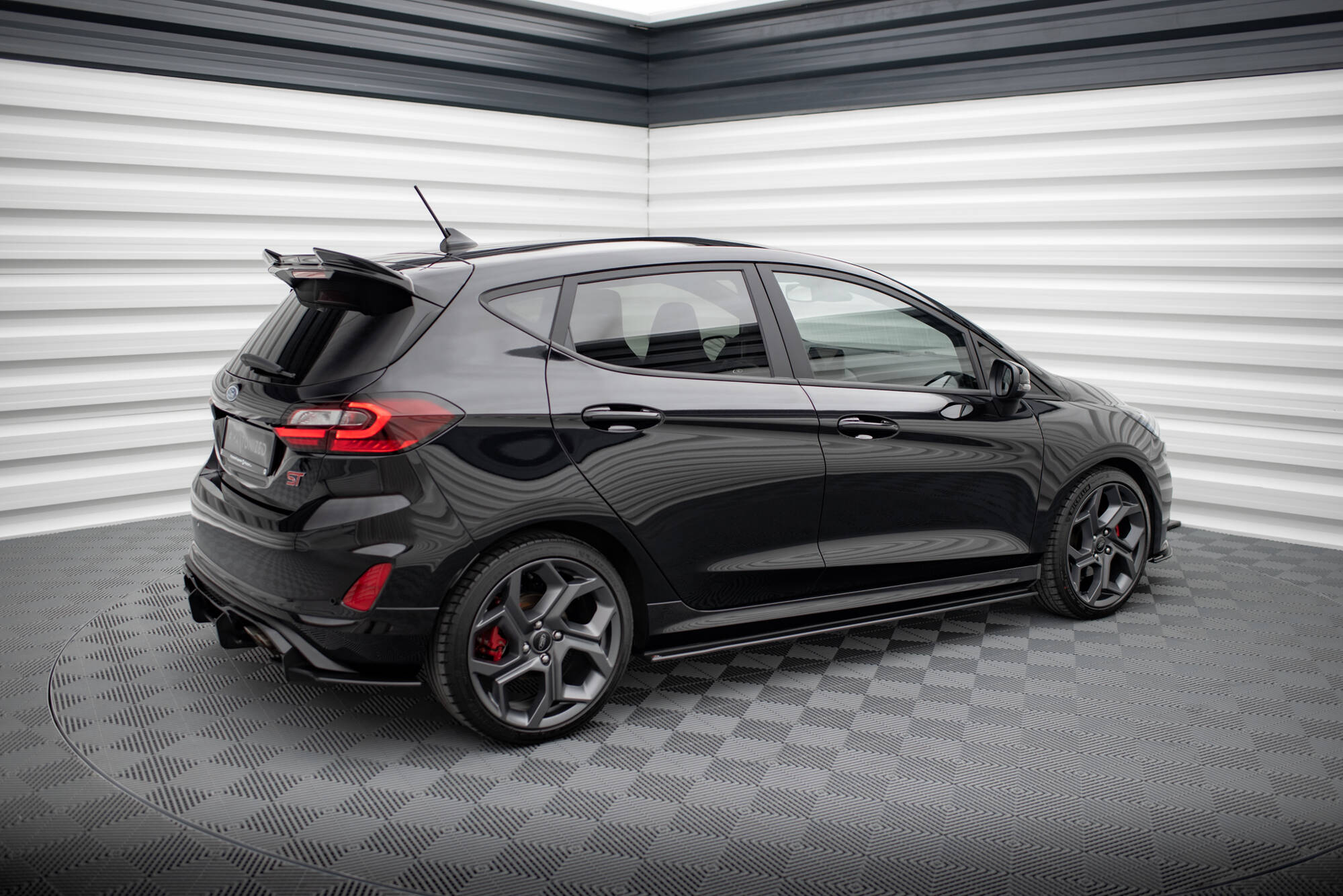 Street Pro Side Skirts Diffusers Ford Fiesta ST / ST-Line Mk8 - Image 2
