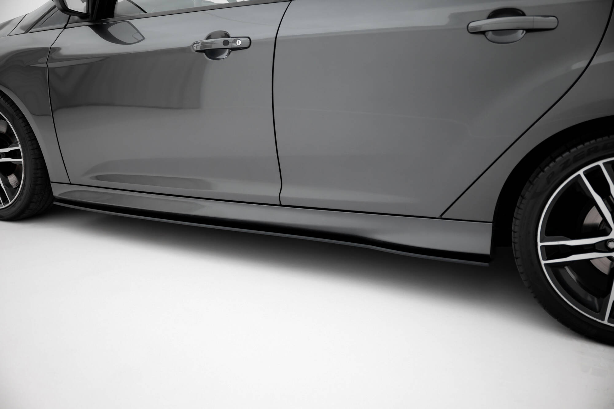 Street Pro Side Skirts Diffusers Ford Focus ST Mk3 Facelift - Image 3