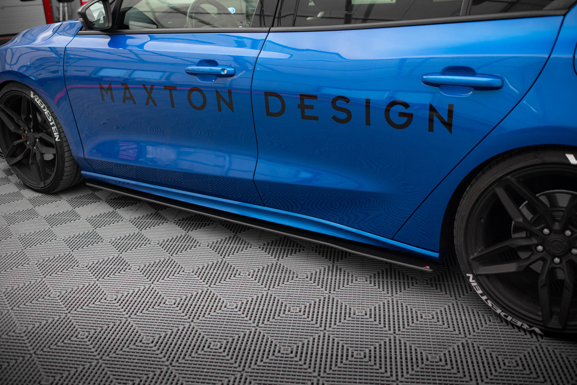 Street Pro Side Skirts Diffusers Ford Focus ST / ST-Line Mk4 - Image 6