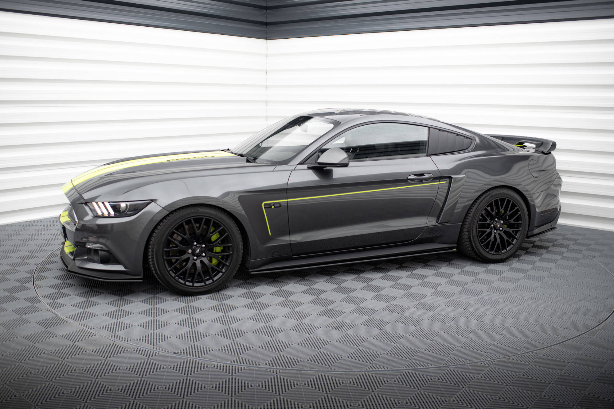 Street Pro Side Skirts Diffusers Ford Mustang GT Mk6 - Image 2