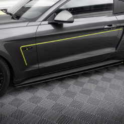 Street Pro Side Skirts Diffusers Ford Mustang GT Mk6