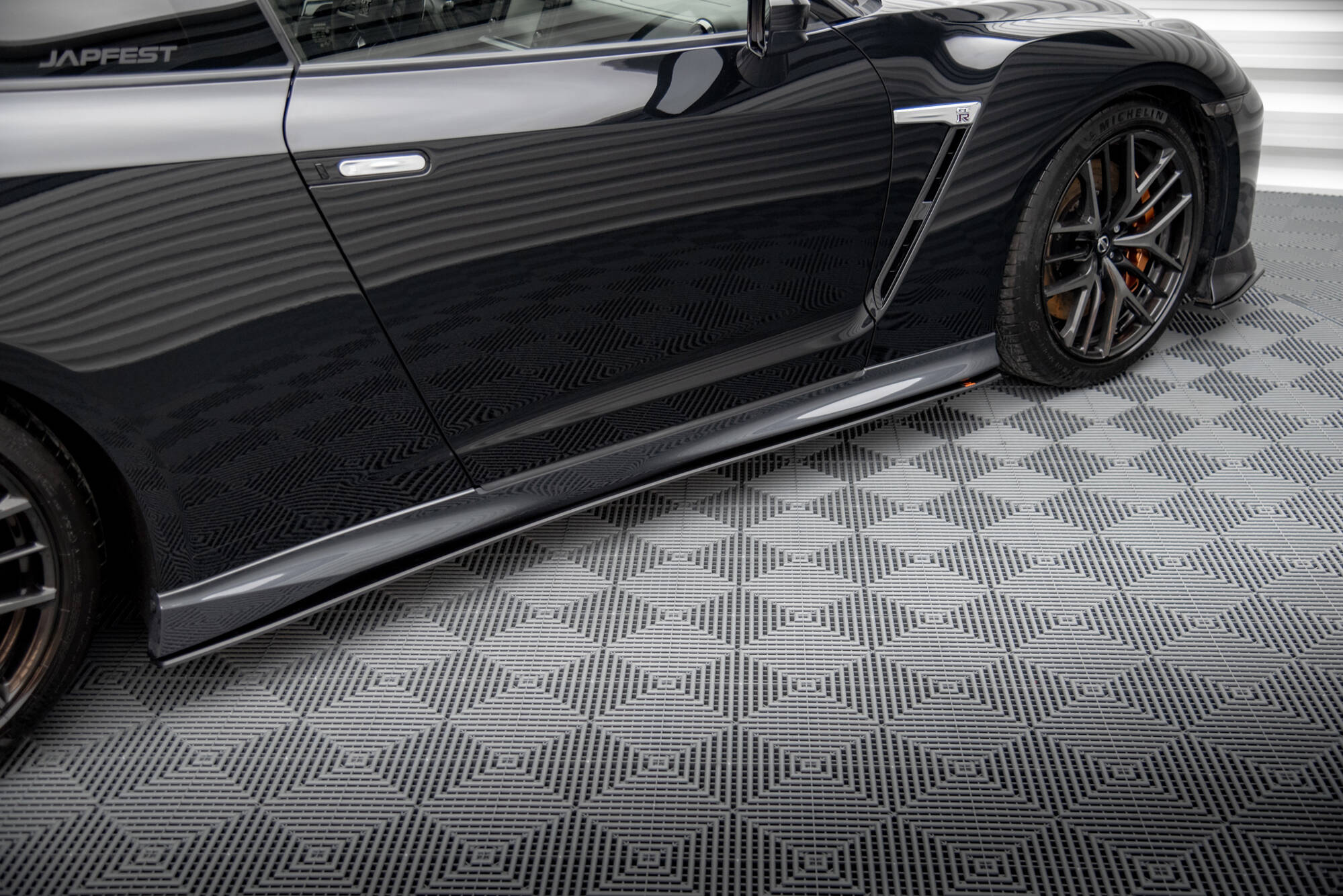Street Pro Side Skirts Diffusers Nissan GTR R35 Facelift - Image 2