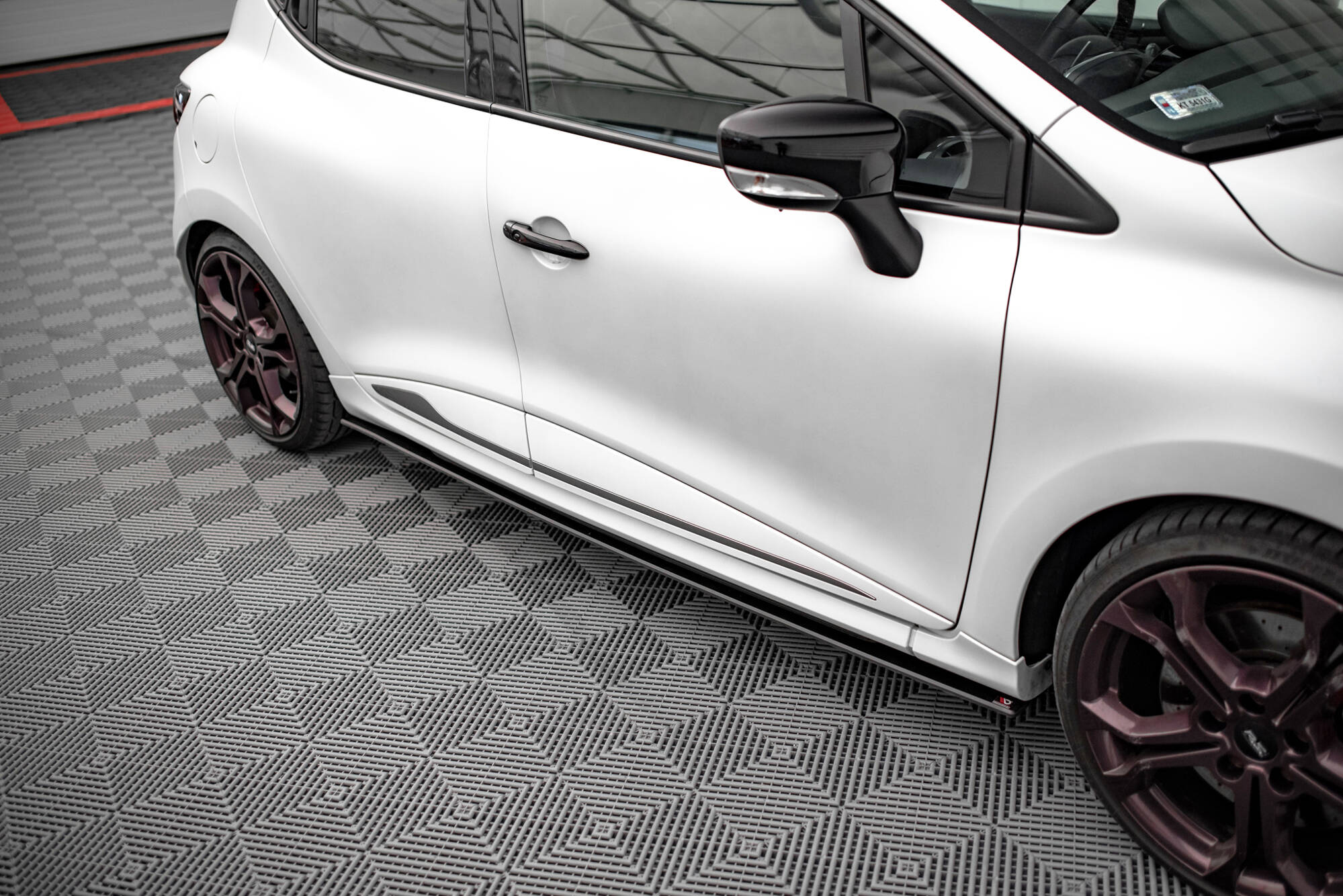 Street Pro Side Skirts Diffusers Renault Clio RS Mk4 - Image 2
