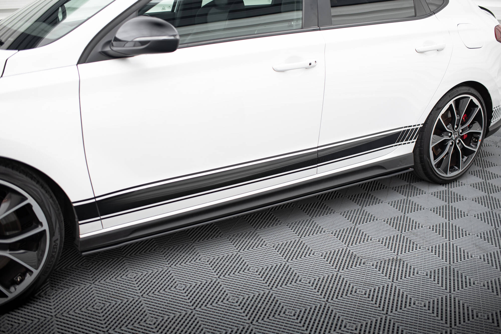 Street Pro Side Skirts Diffusers V.1 Hyundai I30 N / N-Line Hatchback / Fastback Mk3 / Mk3 Facelift