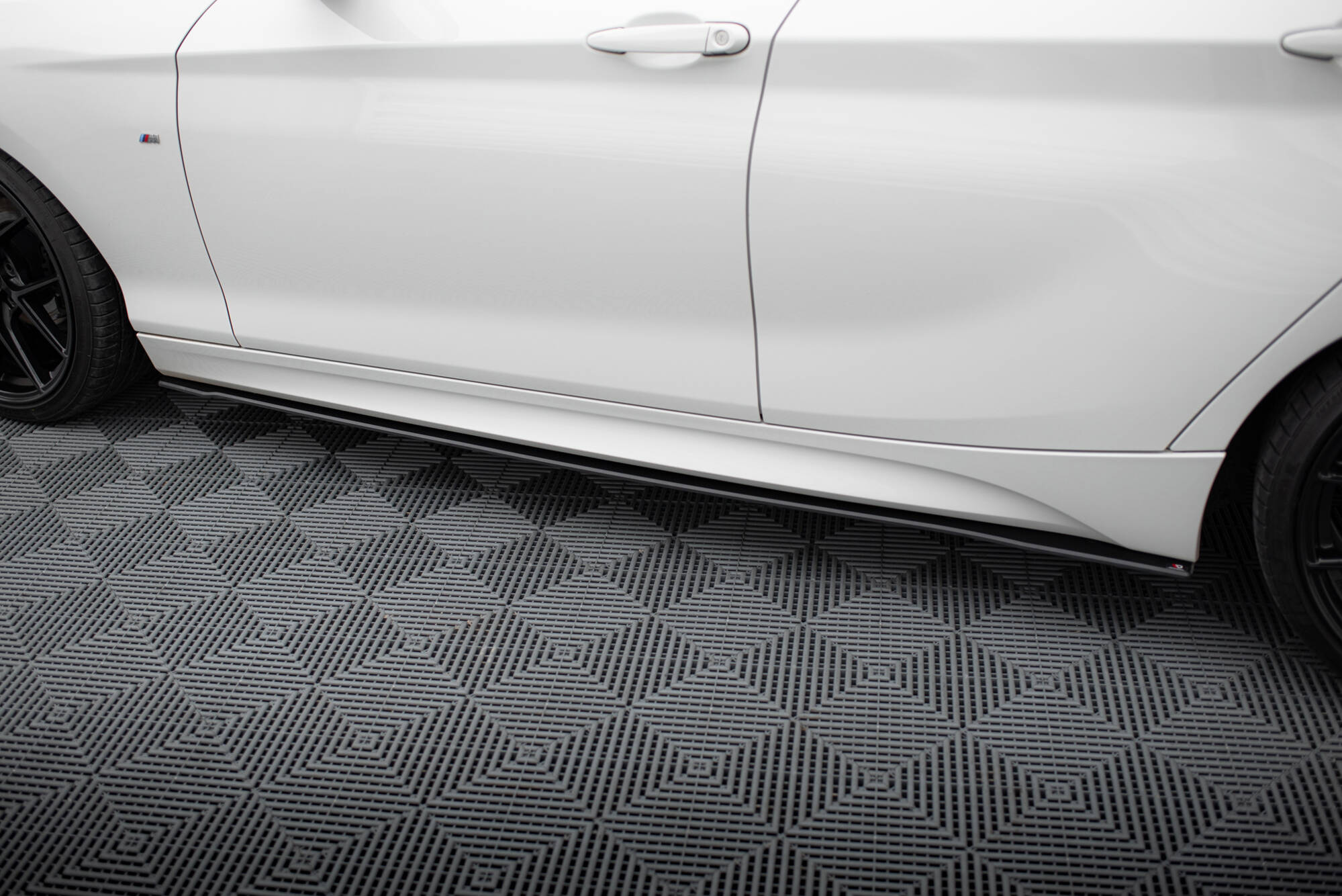 Street Pro Side Skirts Diffusers V.2 for BMW 1 F20 M135i / M140i / M-Pack - Image 3