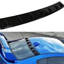 The extension of the rear window Subaru WRX STI