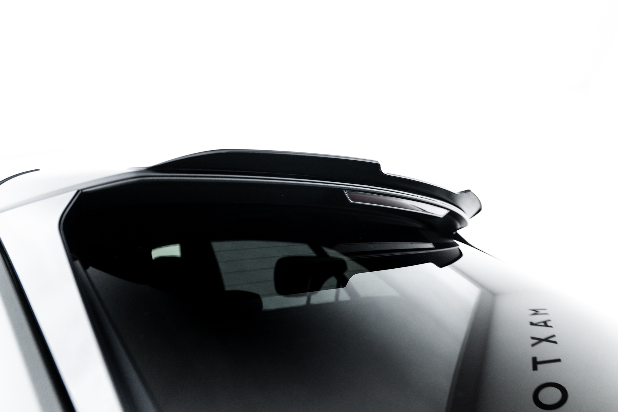 Upper Spoiler Cap Audi Q8 / Q8 S-line / SQ8 Mk1 / Mk1 - Image 3