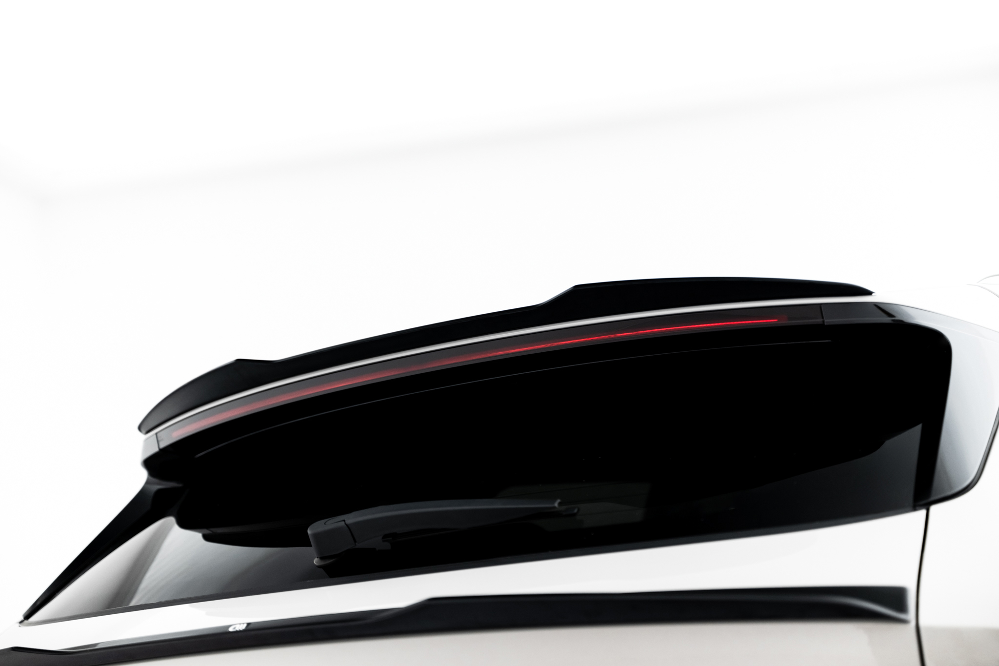 Upper Spoiler Cap BYD Seal U Mk1 - Image 3