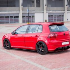 Alternative view of VW GOLF V R32 REAR DIFFUSER