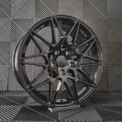 Jante PESA 18x9 ET35 5X120 - GLOSS BLACK
