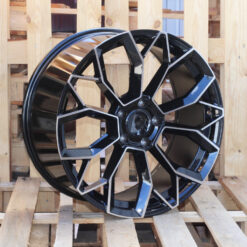 Jante Porsche 21x10 ET50 5x130 - Black Polished