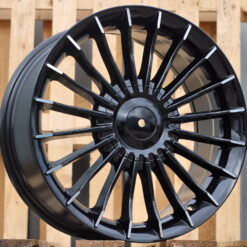 Jante BMW 17x8 ET34 5x120 - Black+Polished Lip